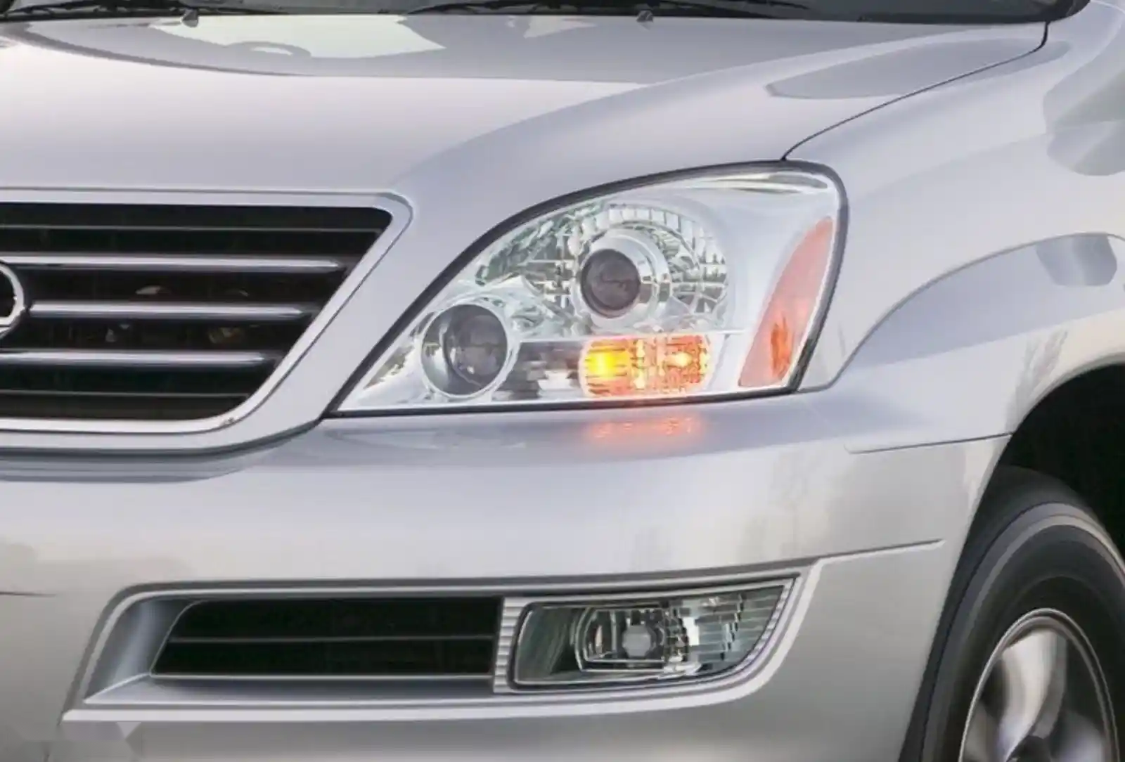 Стекло фары Lexus GX 1 2002-2009 — фото 2
