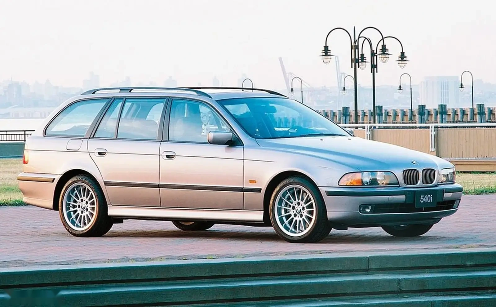 Задний стоп фонарь от BMW — фото 6