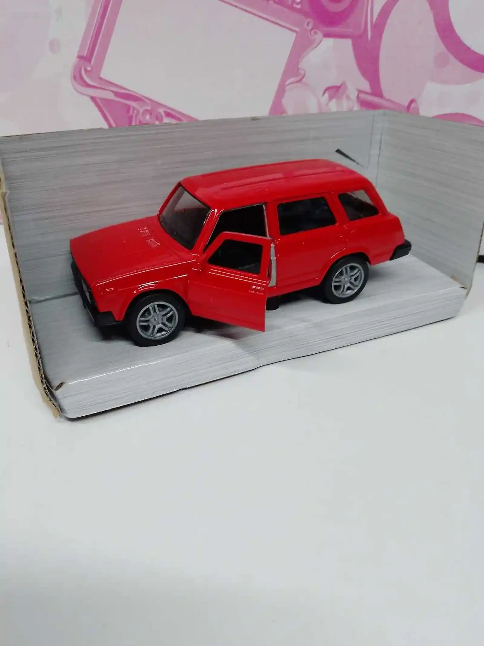 Машинка игрушечная — фото 2