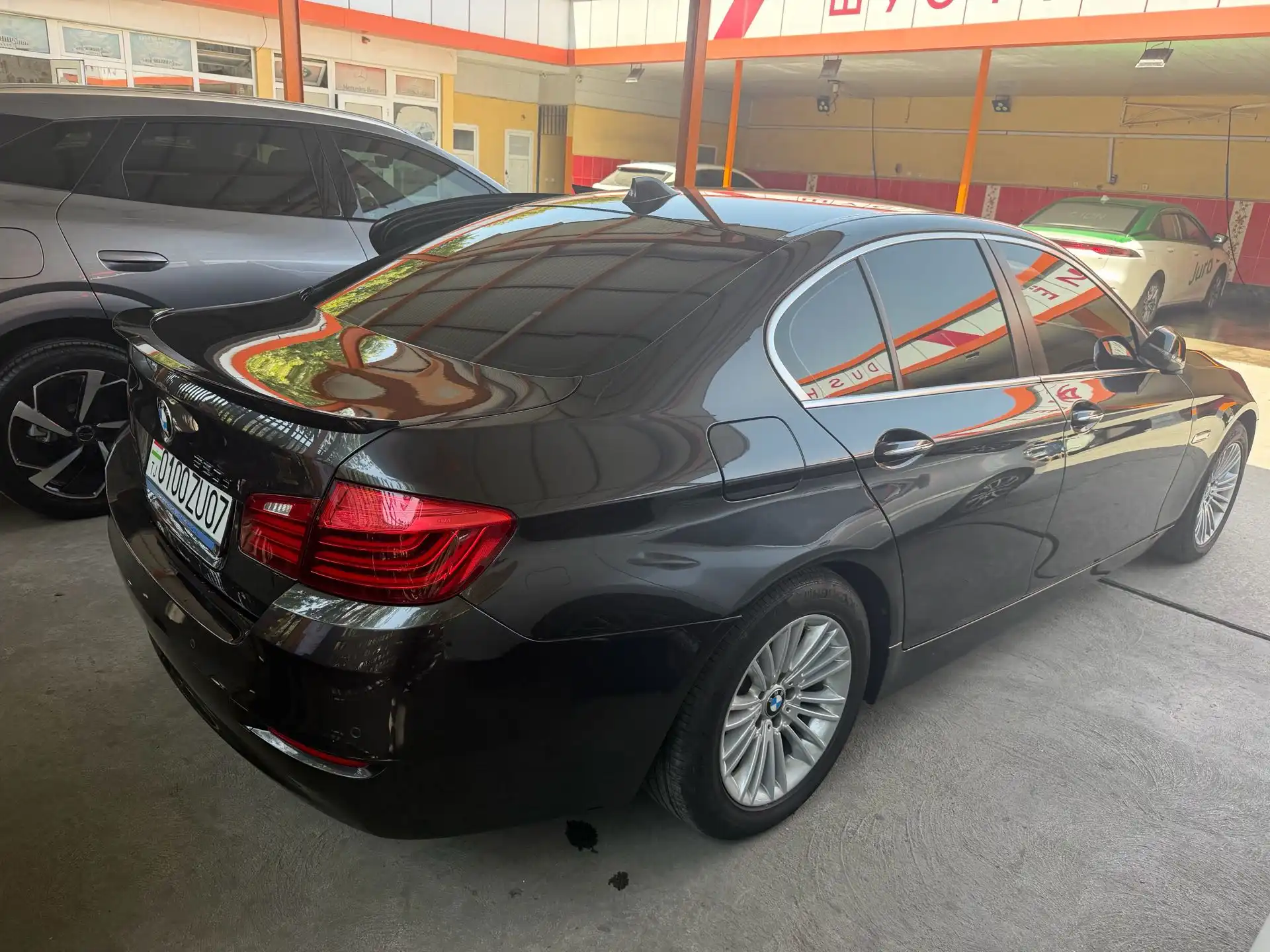 BMW 5 series 2015 — фото 3