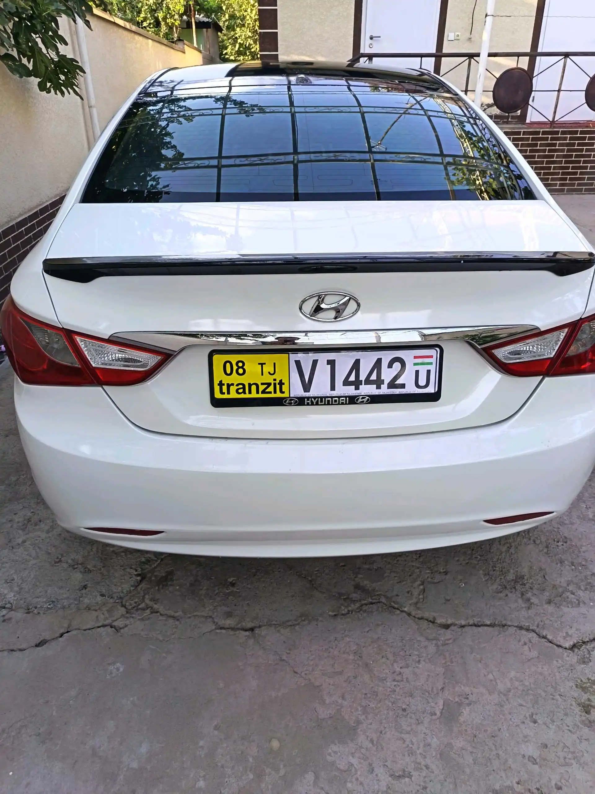 Hyundai Sonata 2010 — фото 19