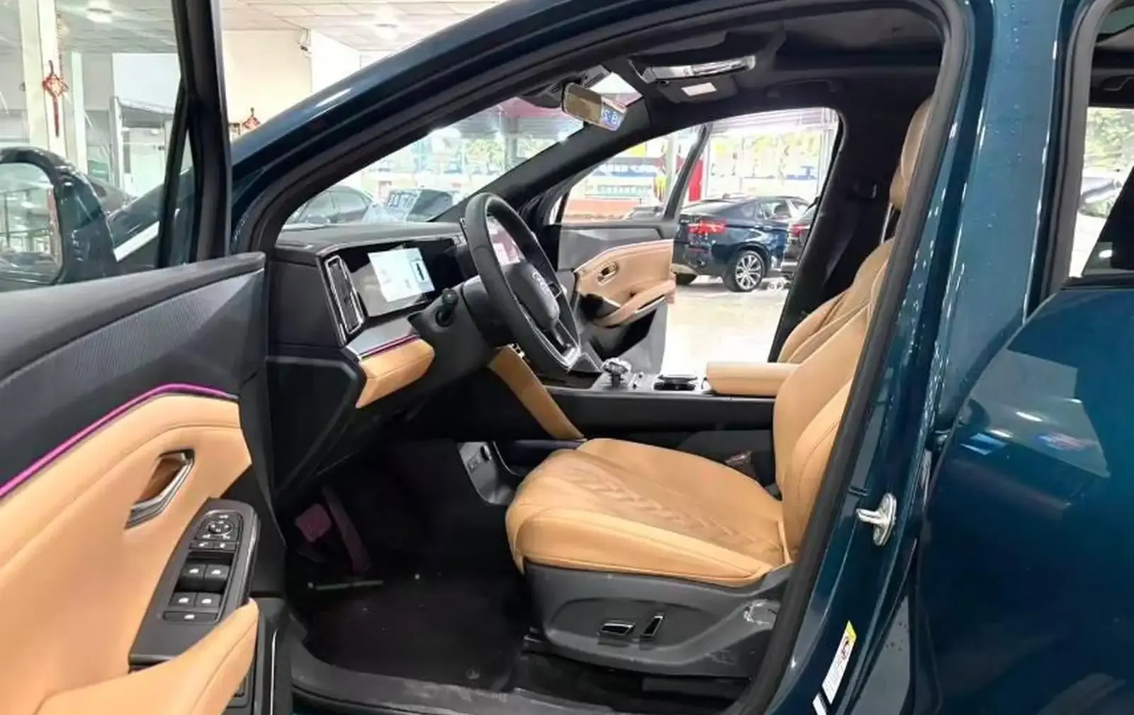BYD Song L, 2024