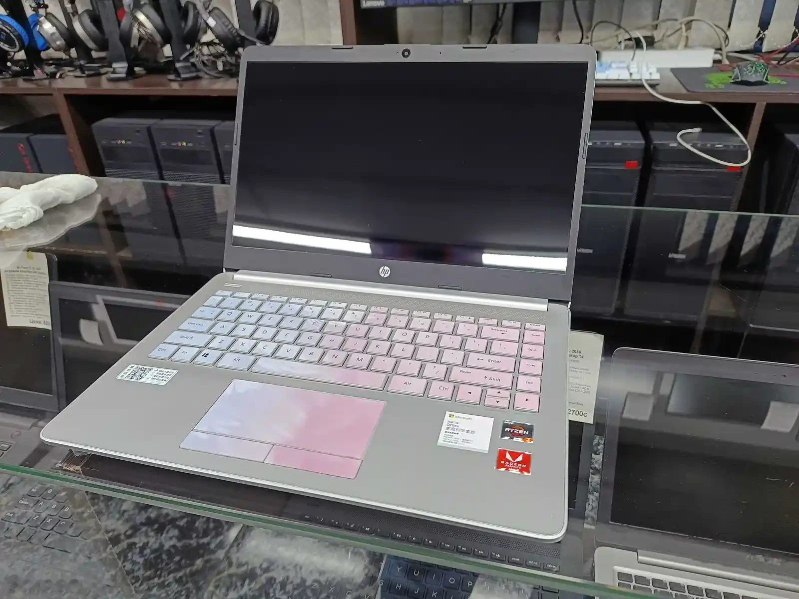 Ноутбук HP Laptop 14 Ryzen 7 3700U /8GB/512GB SSD — фото 2