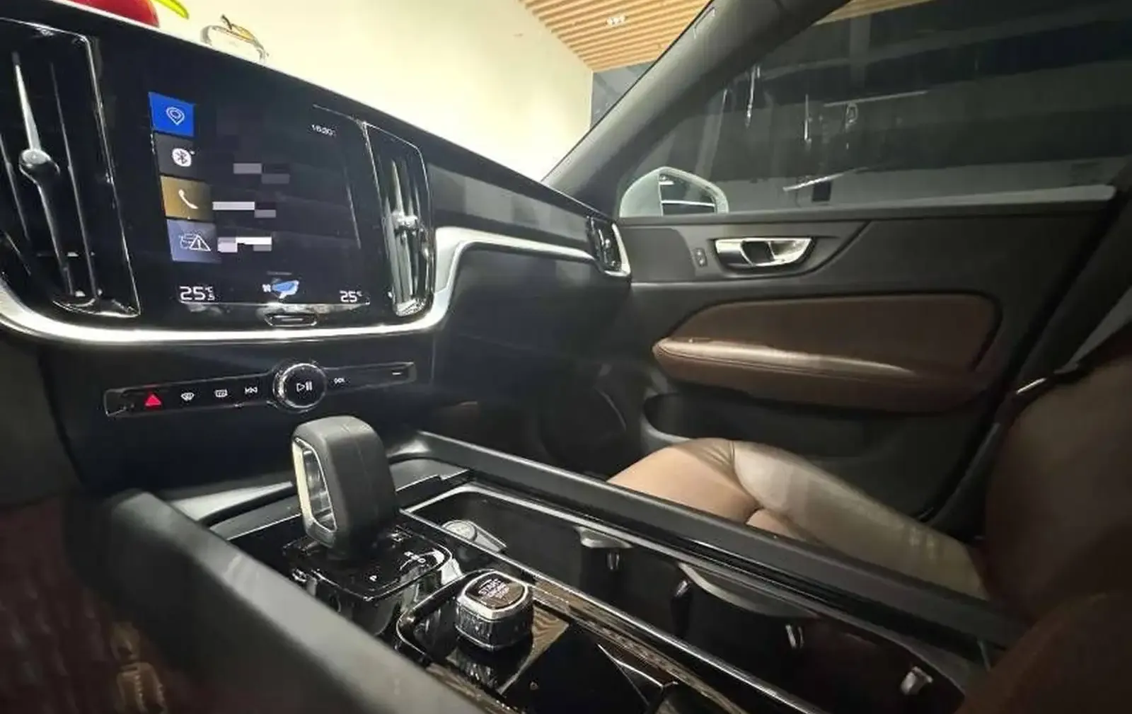Volvo S60, 2022