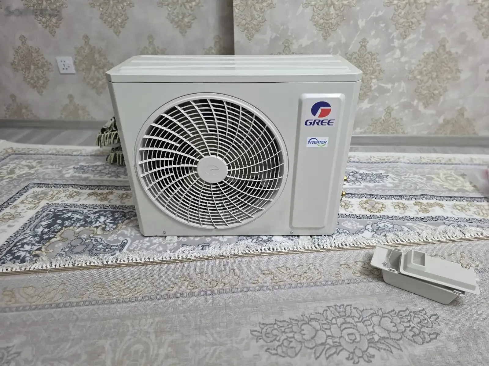 Кондиционер Gree Invertor 12