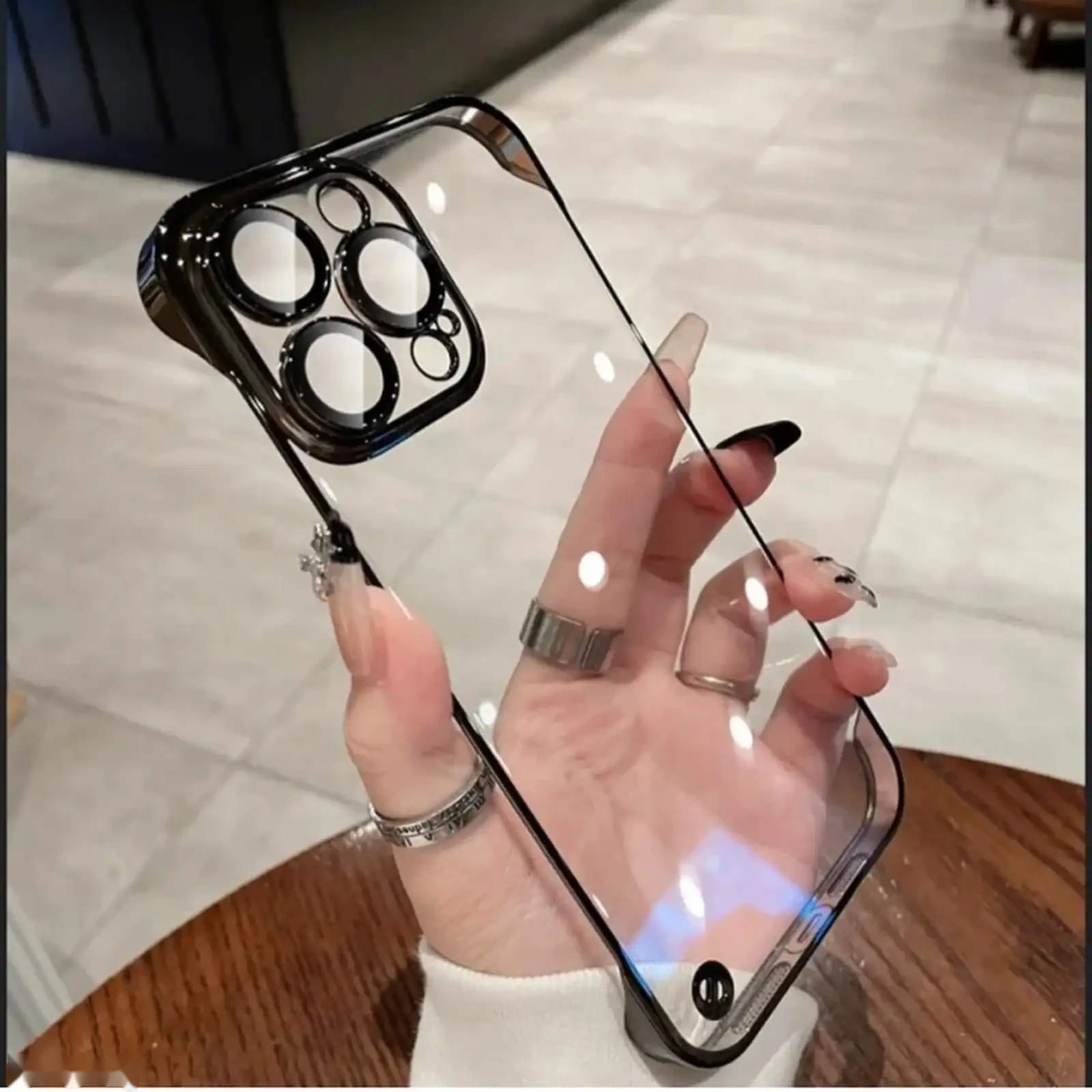 Чехол для iPhone 13 — фото 9