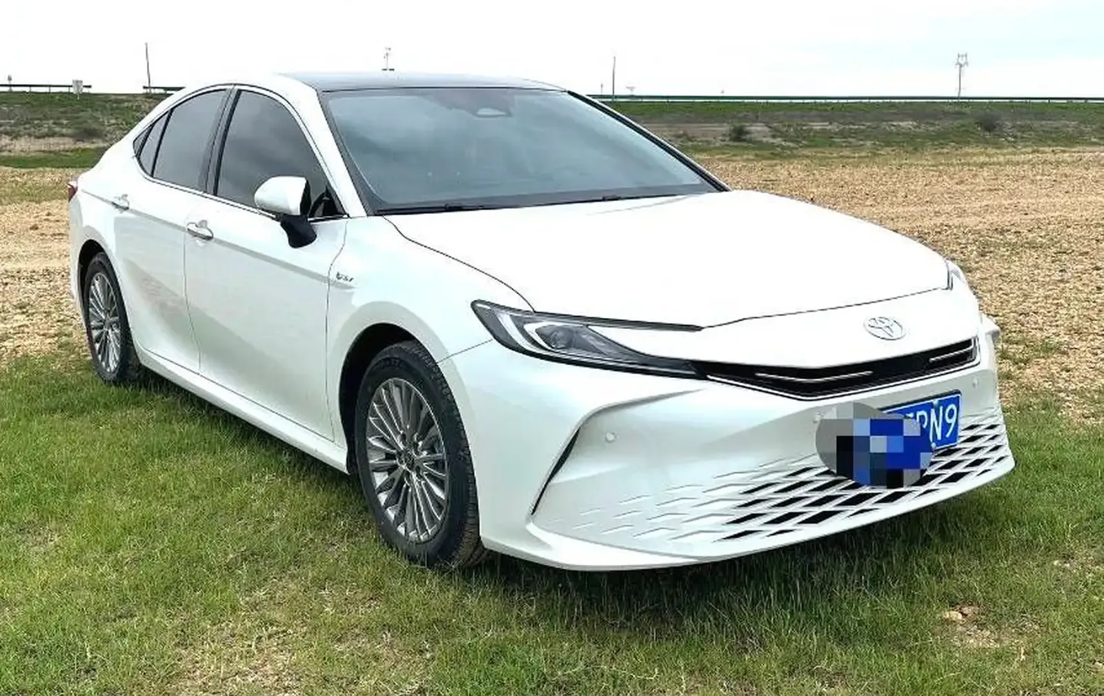 Toyota Camry, 2025