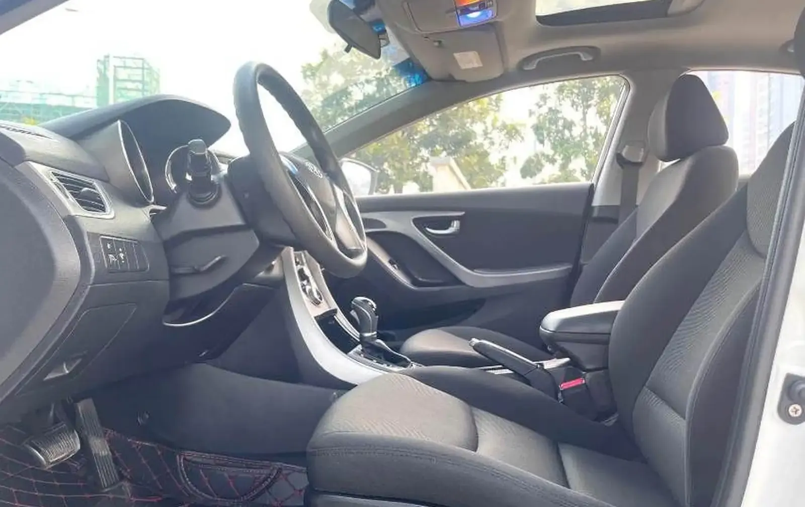 Hyundai Elantra, 2014