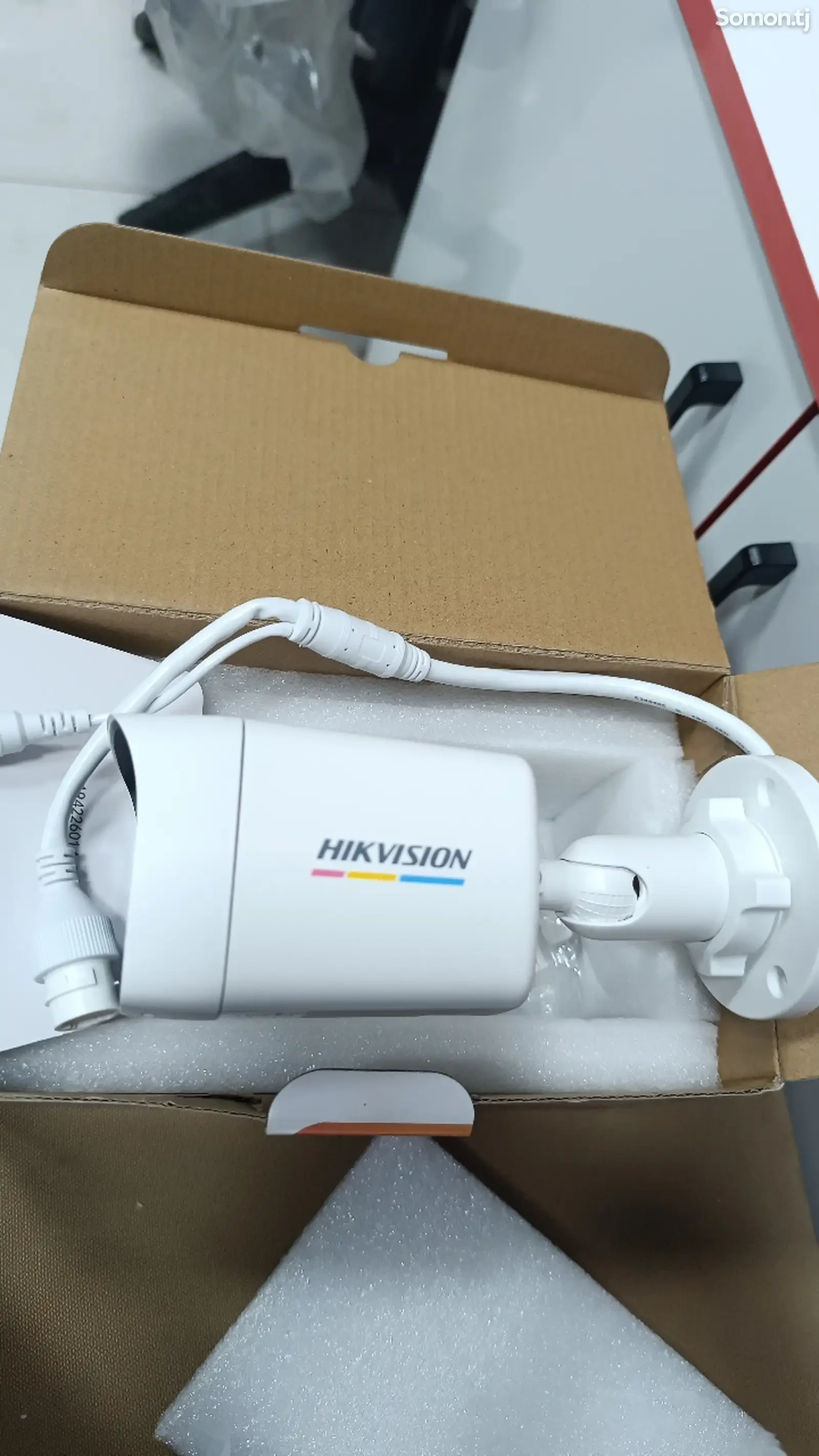 Камера Hikvision ColorVu 2MP — фото 3