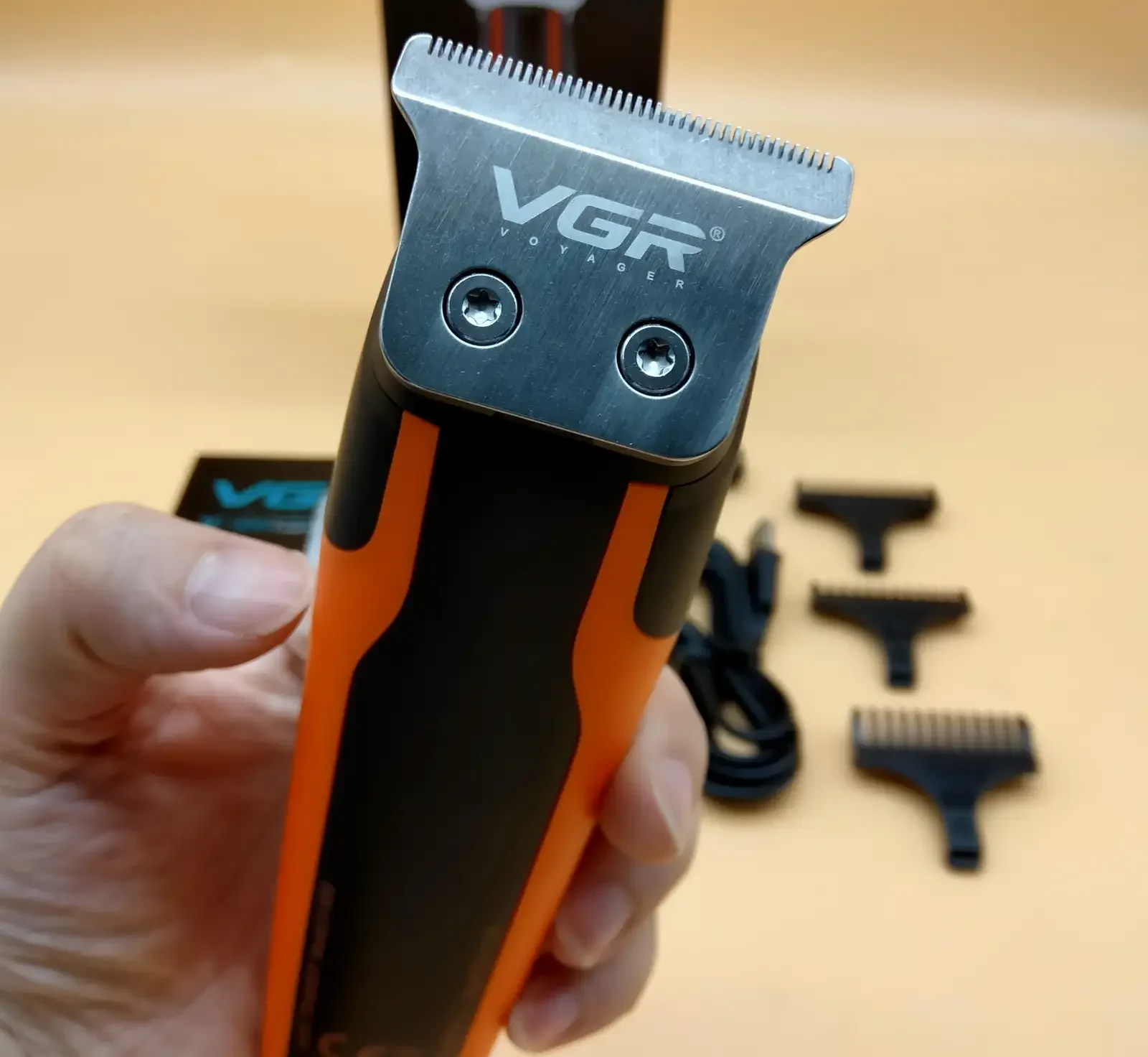 Триммер VGR-999