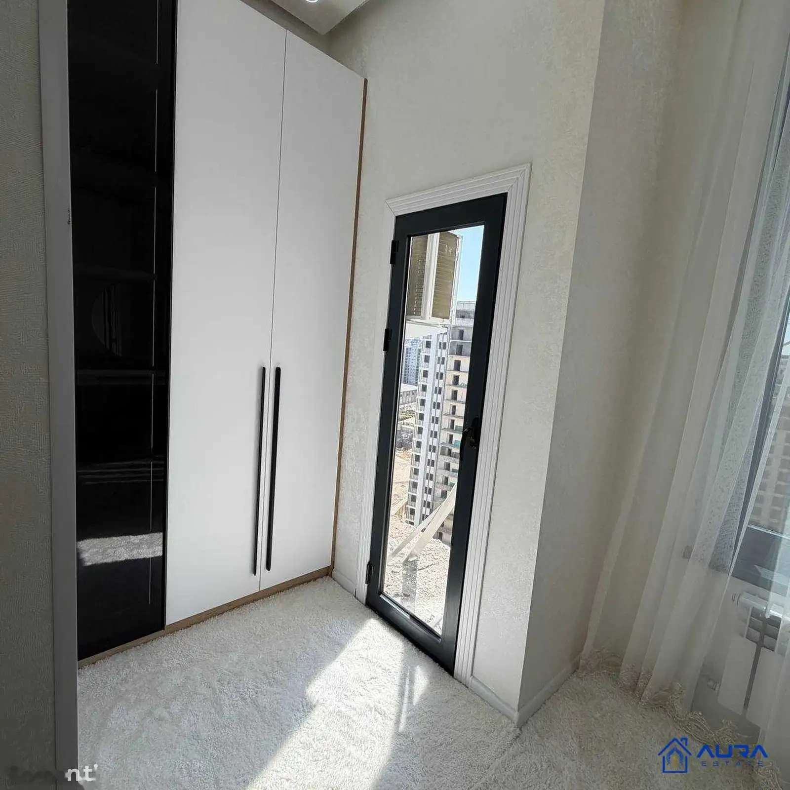 2-комн. квартира, 14 этаж, 58 м², Сино Ёвари Главный — фото 11