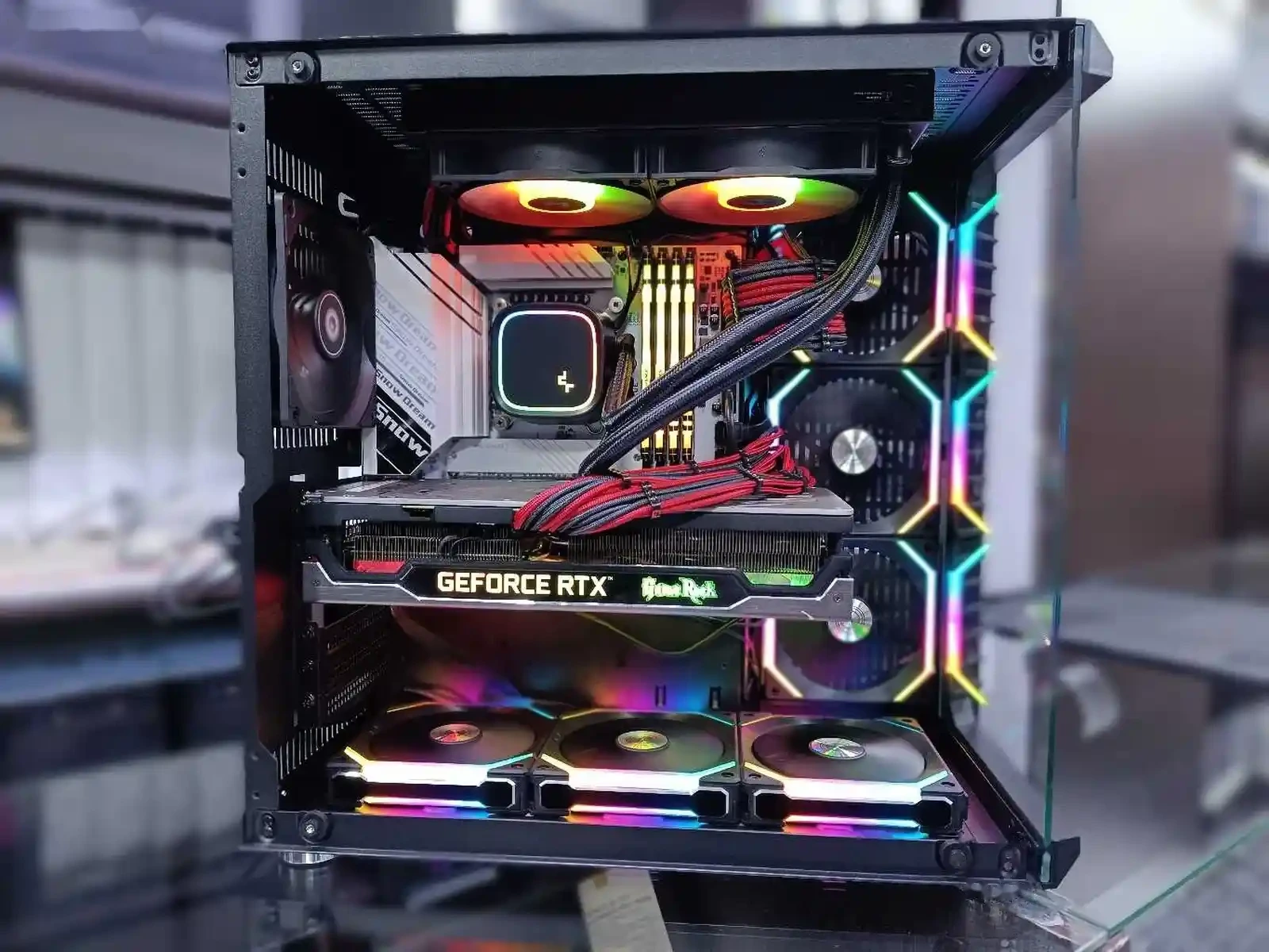 Игровой персональный компьютер LIAN LI GMK Core i7-13700KF / RTX 4070 12GB — фото 5