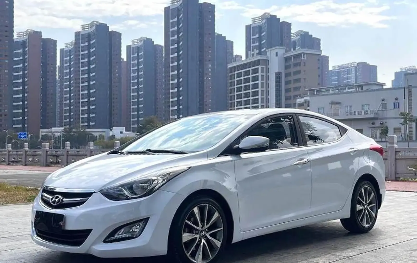 Hyundai Elantra, 2014