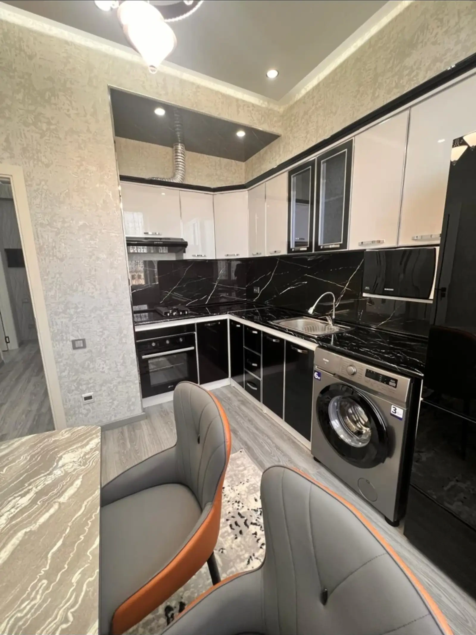 2-комн. квартира, 8 этаж, 65м², 20мкр — фото 9