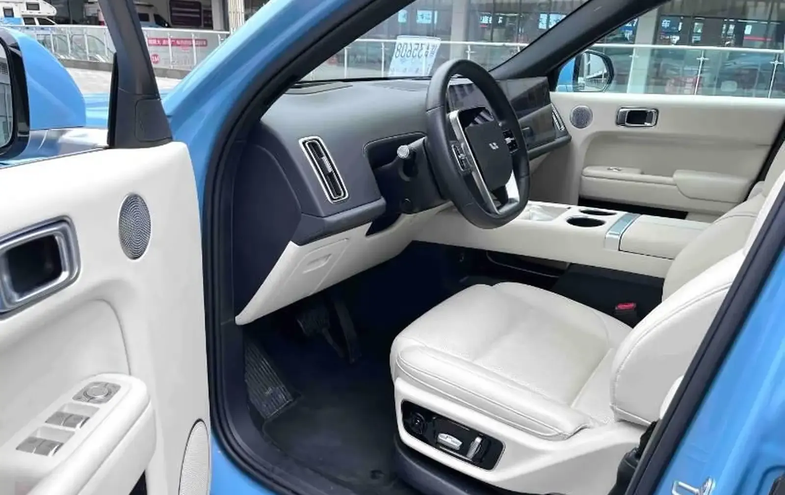 Li Auto (LiXiang) L7, 2024