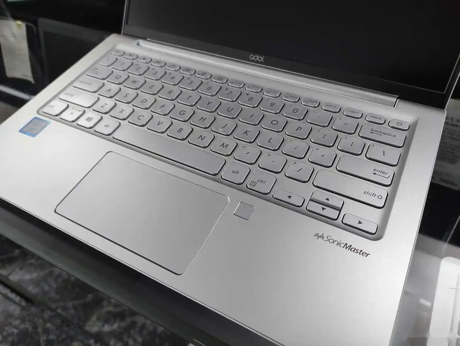 Ноутбук Asus Adol 13 Laptop Core i7-8565U 8GB/256GB SSD — фото 6