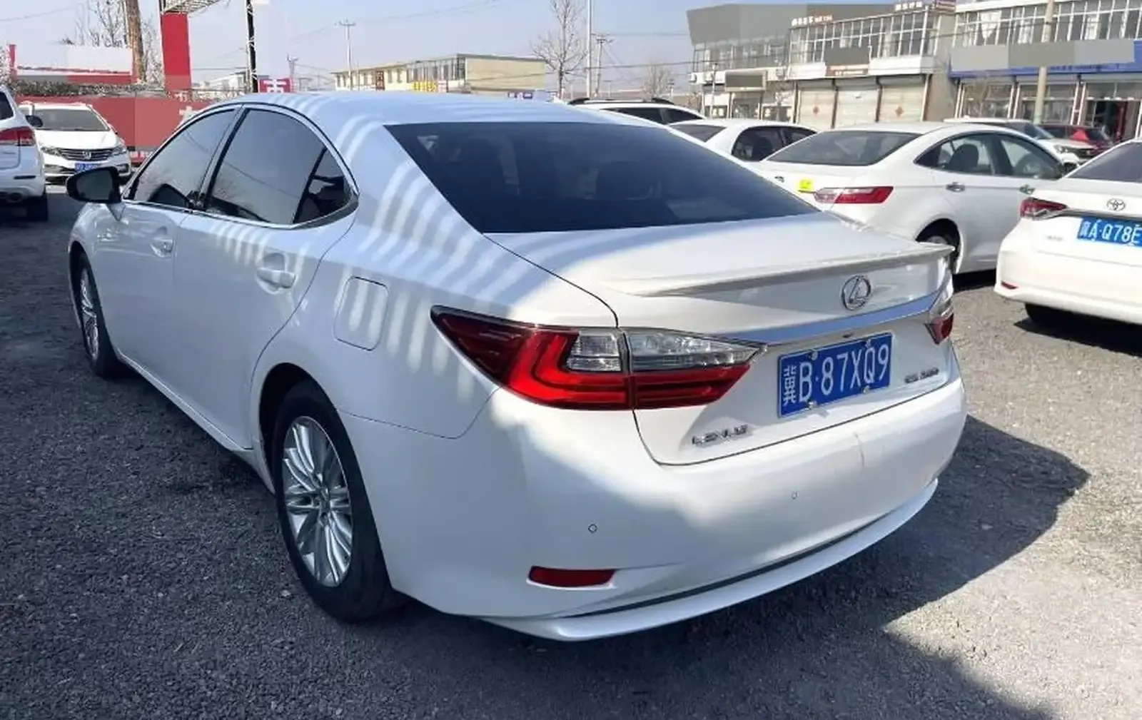 Lexus ES series, 2016