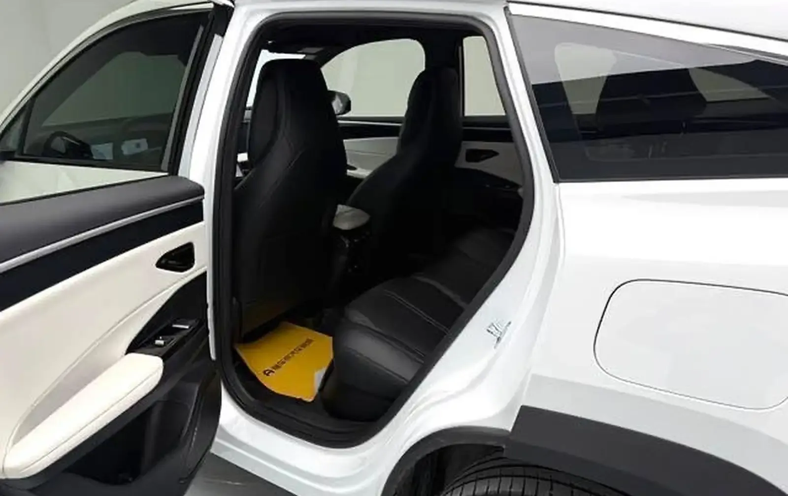 Geely Galaxy L7, 2023