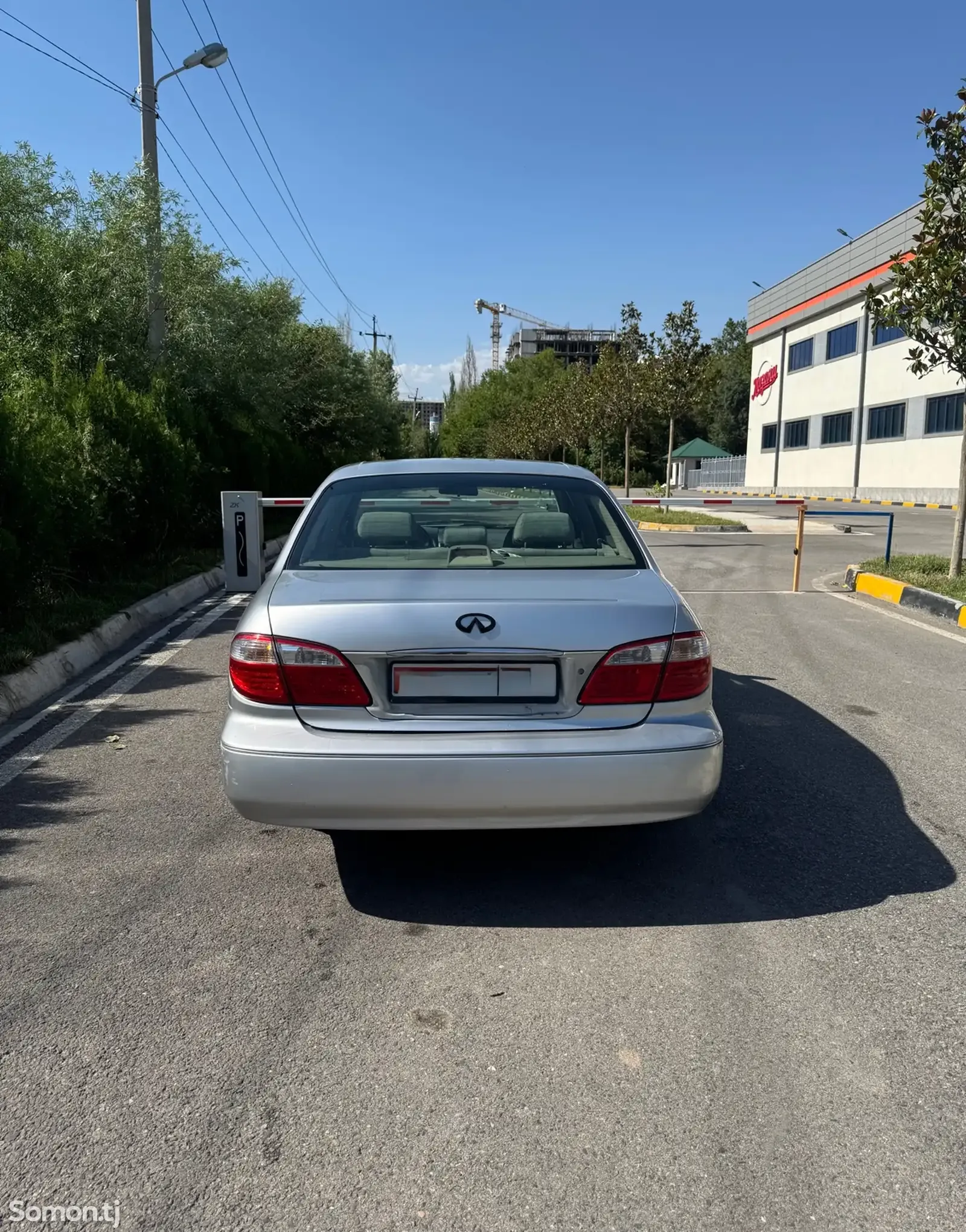 Nissan Maxima, 2004