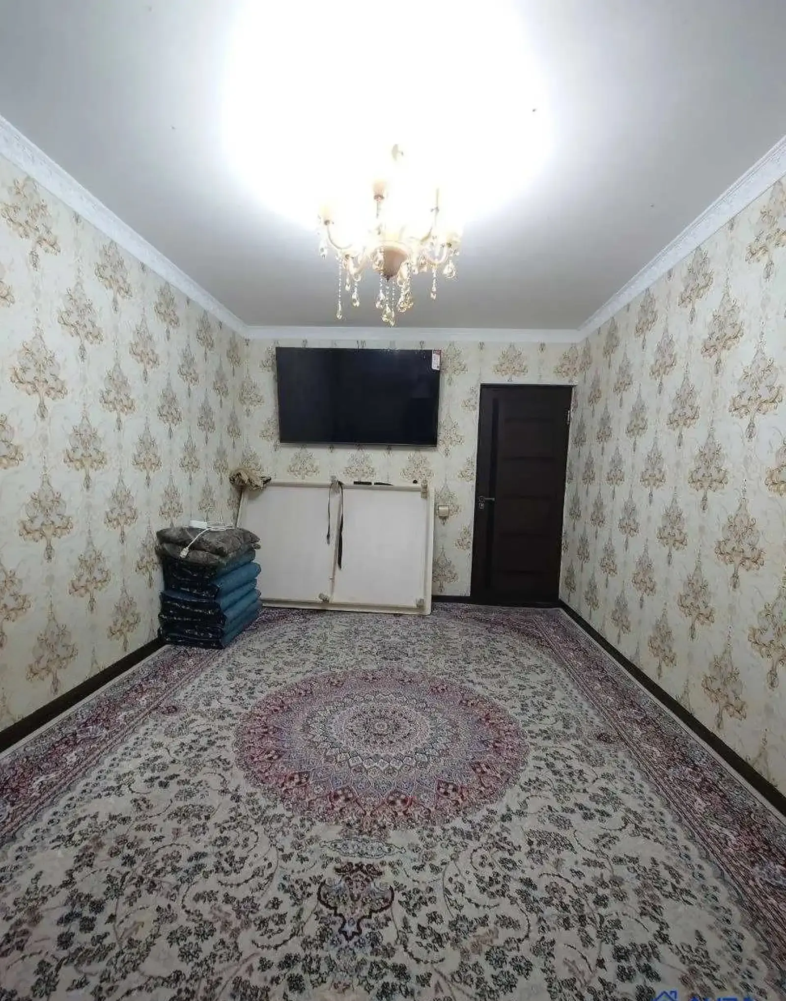 3-комн. квартира, 1 этаж, 63 м², Сино, 104мкр (Сана-1, пеши ресторани Валичон) — фото 2