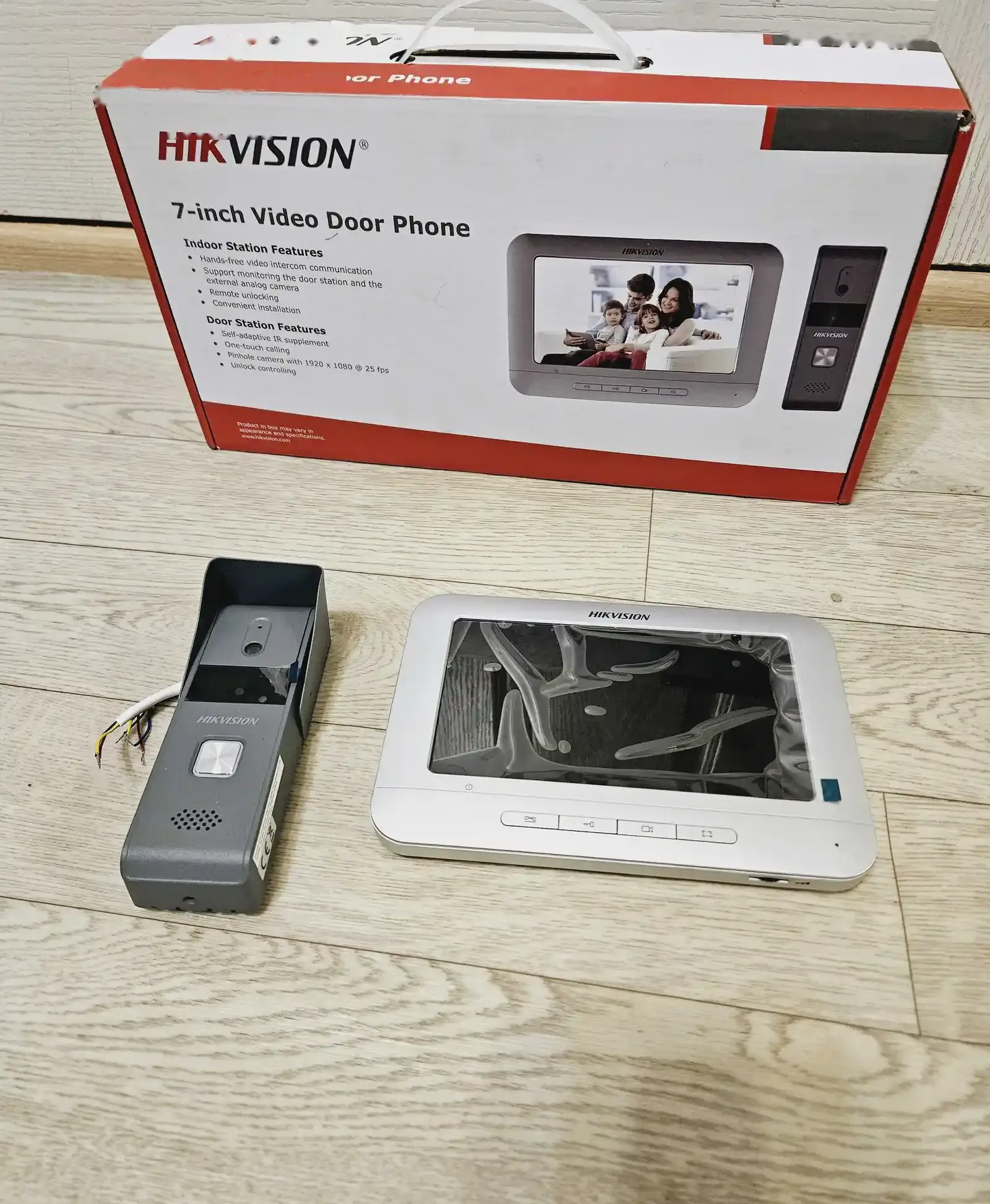 Домафон Hikvision KIS 205