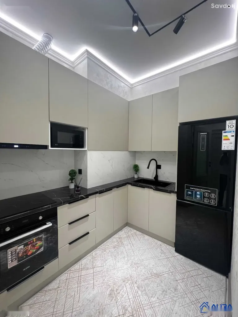 3-комн. квартира, 8 этаж, 76 м², сино