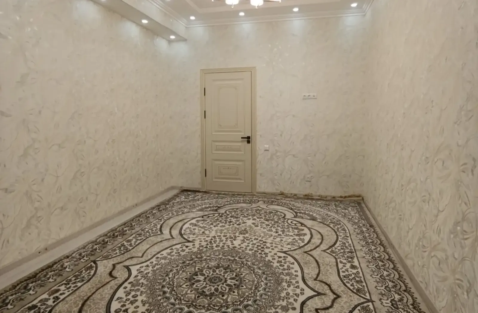 3-комн. квартира, 11 этаж, 97 м², Шохмансур