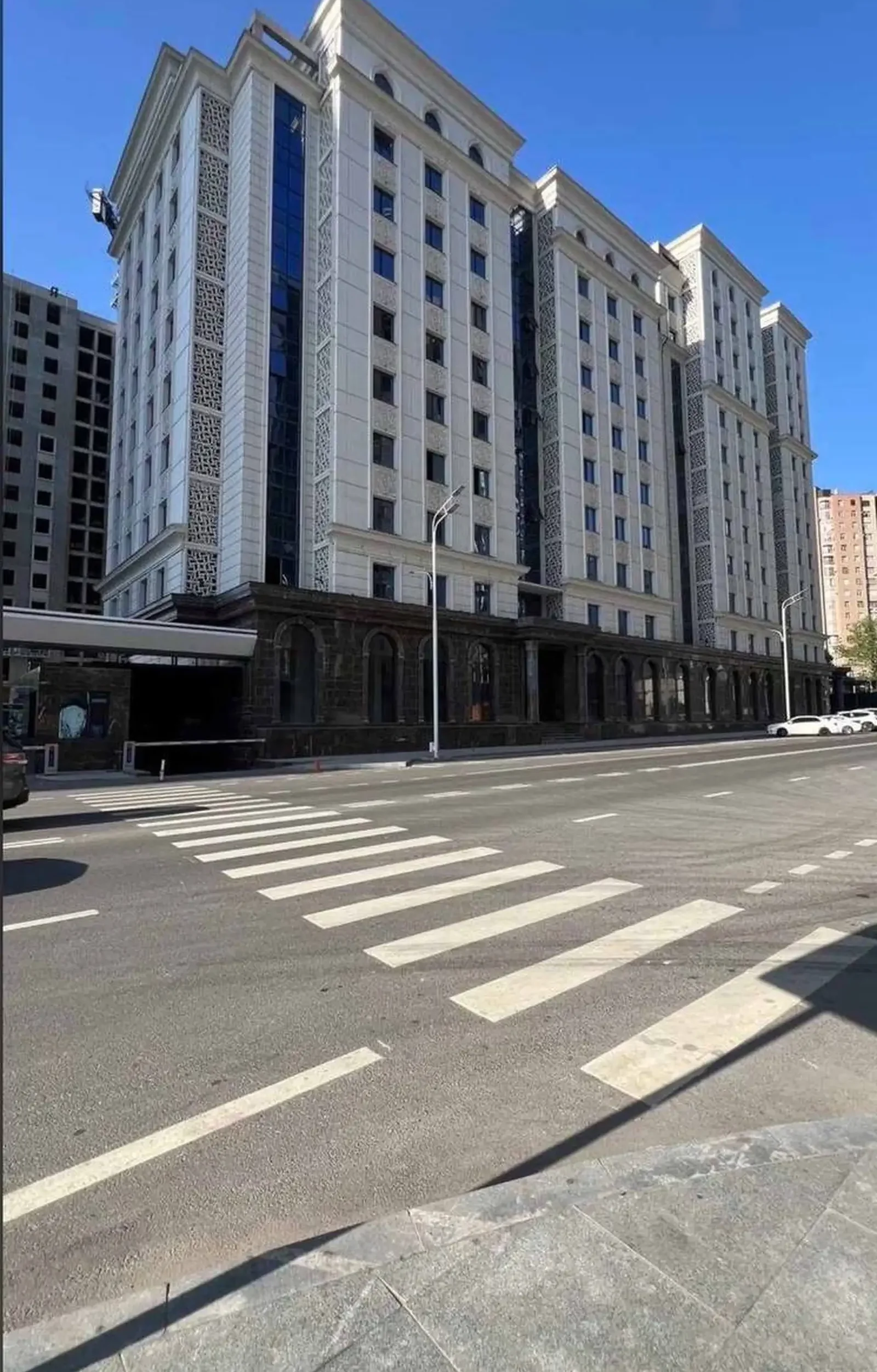 2-комн. квартира, 10 этаж, 110 м², Исмоили Сомони — фото 3