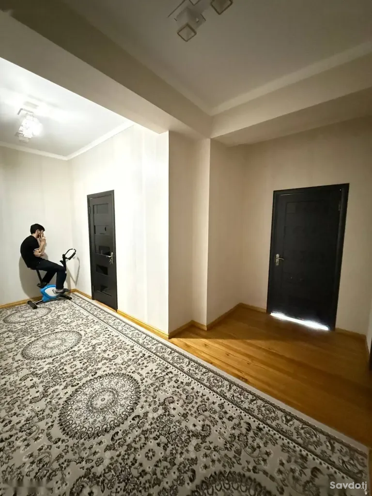 3-комн. квартира, 4 этаж, 70м², сино