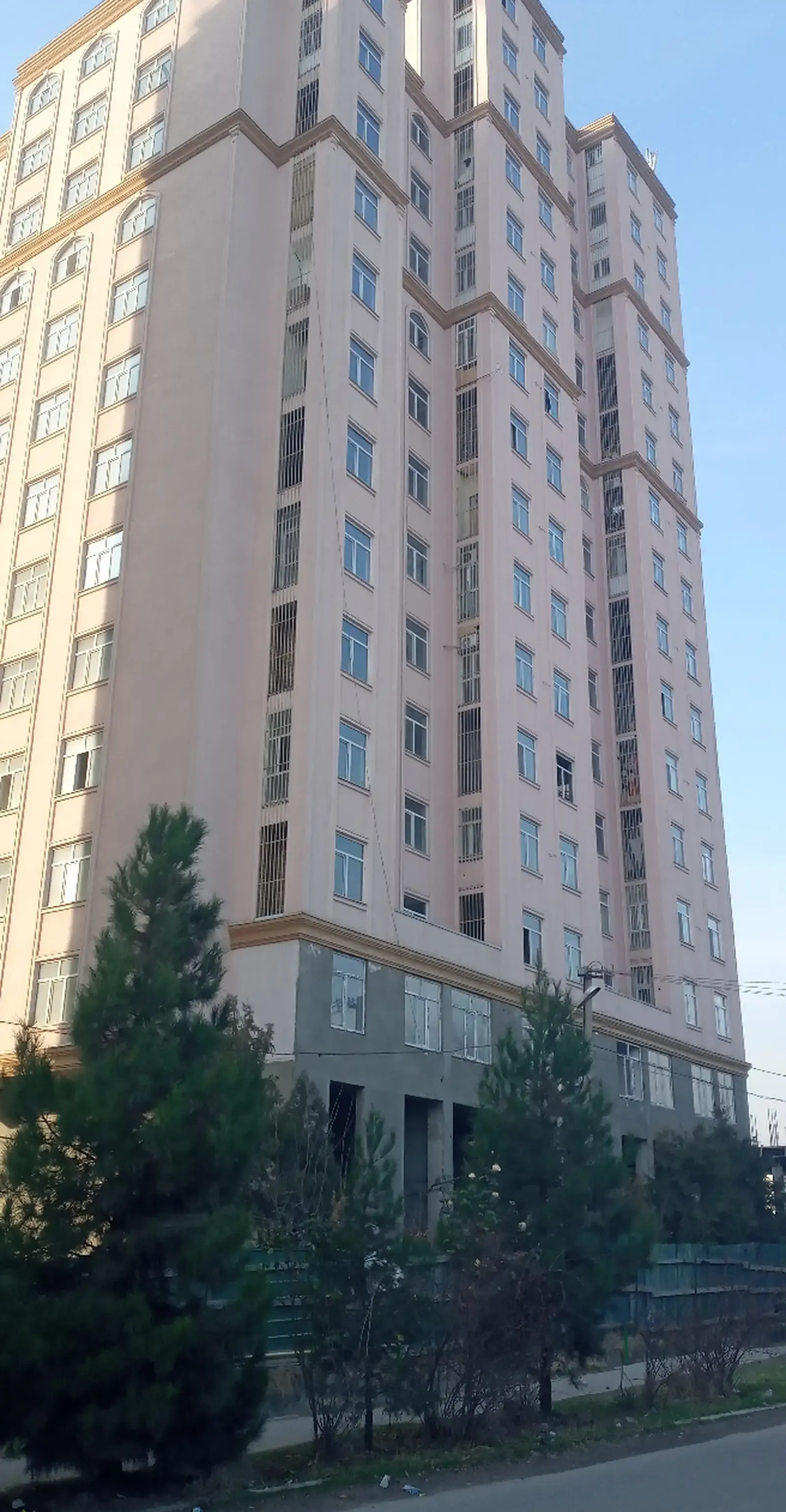 Помещение под магазин / салон, 98м², Донишгохи Тичорати Диагностика — фото 10