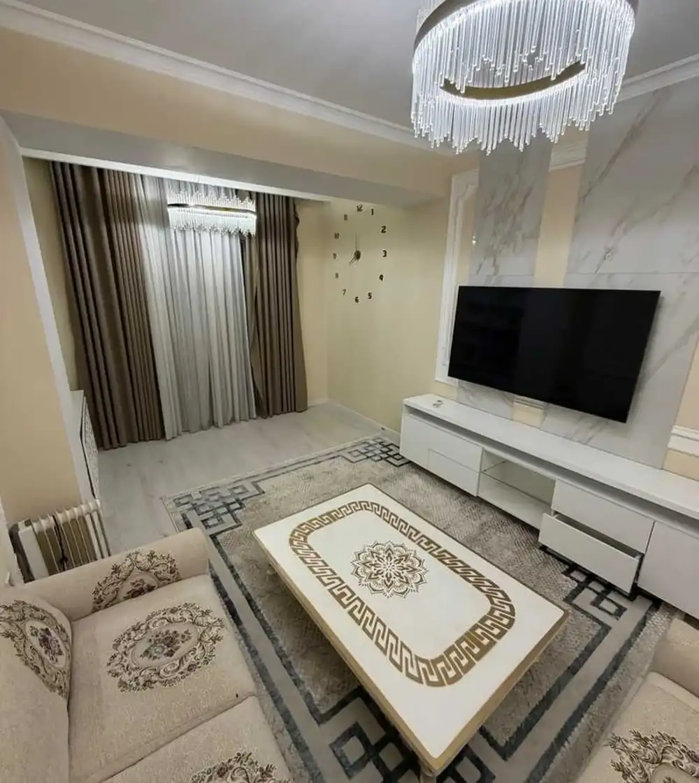 2-комн. квартира, 7 этаж, 75м², Шохмансур доми Хучанд Сарой Айни 46 назди Скорий больница