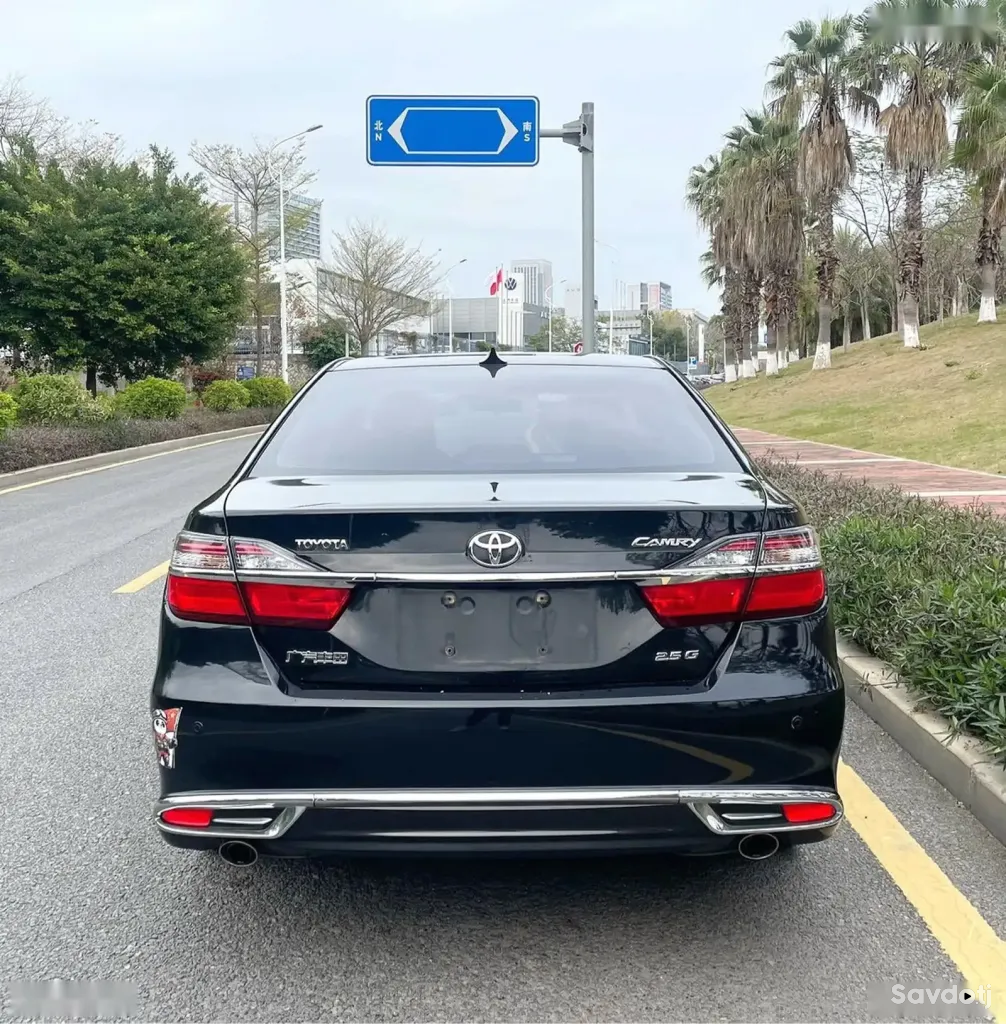 Toyota Camry, 2016
