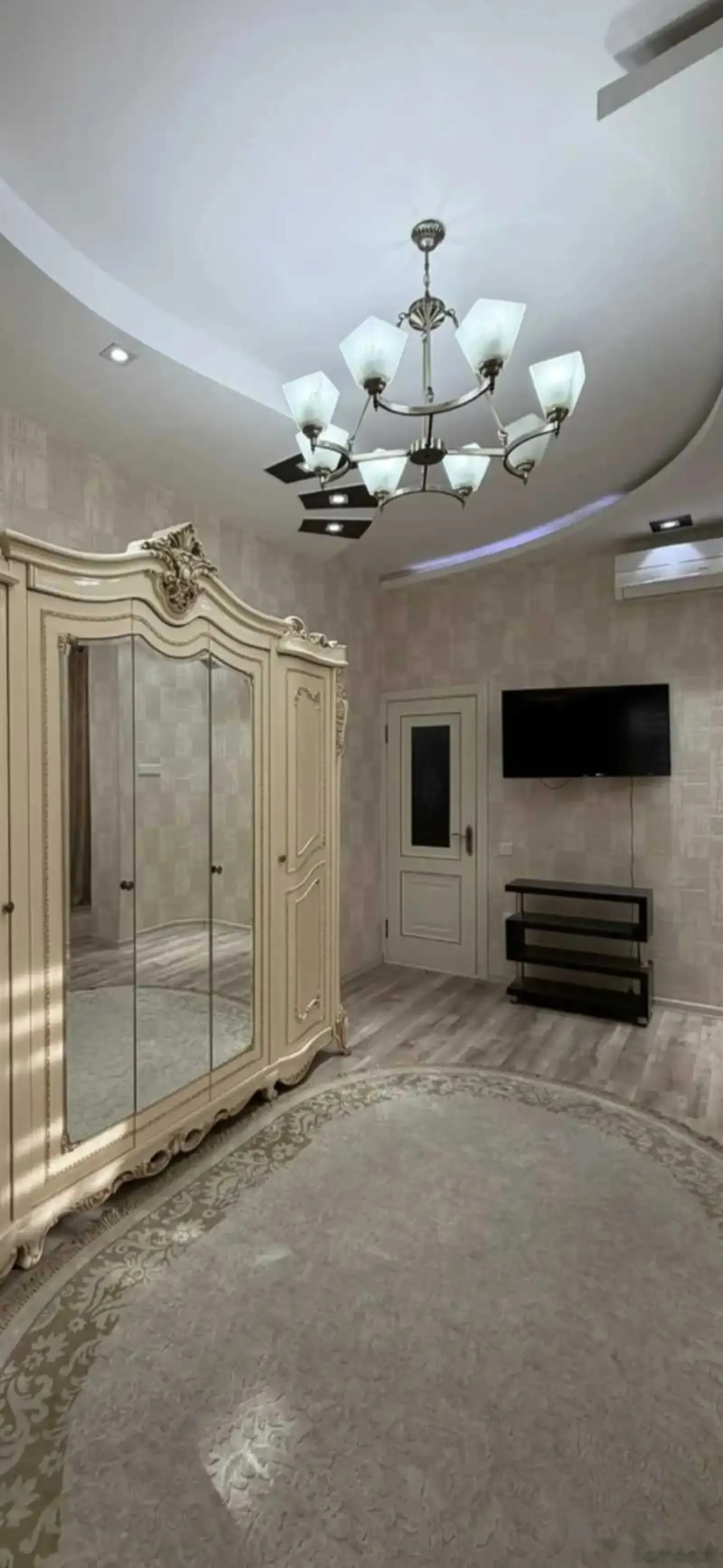 3-комн. квартира, 8 этаж, 110м², Овир — фото 2