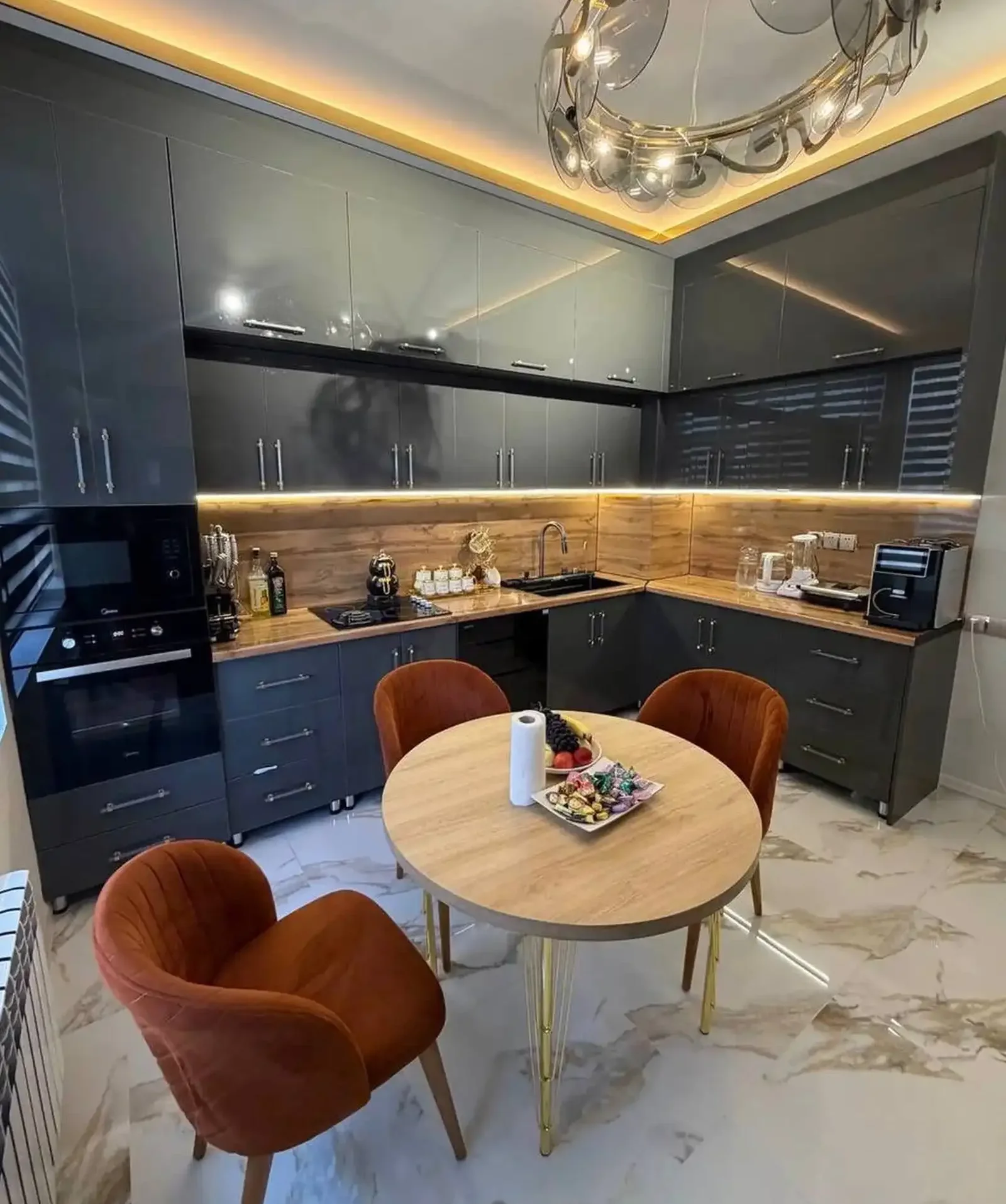3-комн. квартира, 7 этаж, 117 м², Исмоили Сомони — фото 12