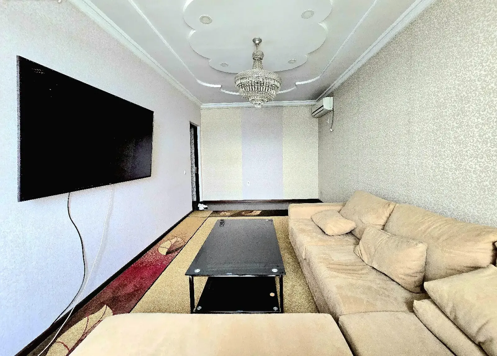 2-комн. квартира, 10 этаж, 57 м², Глазной — фото 3