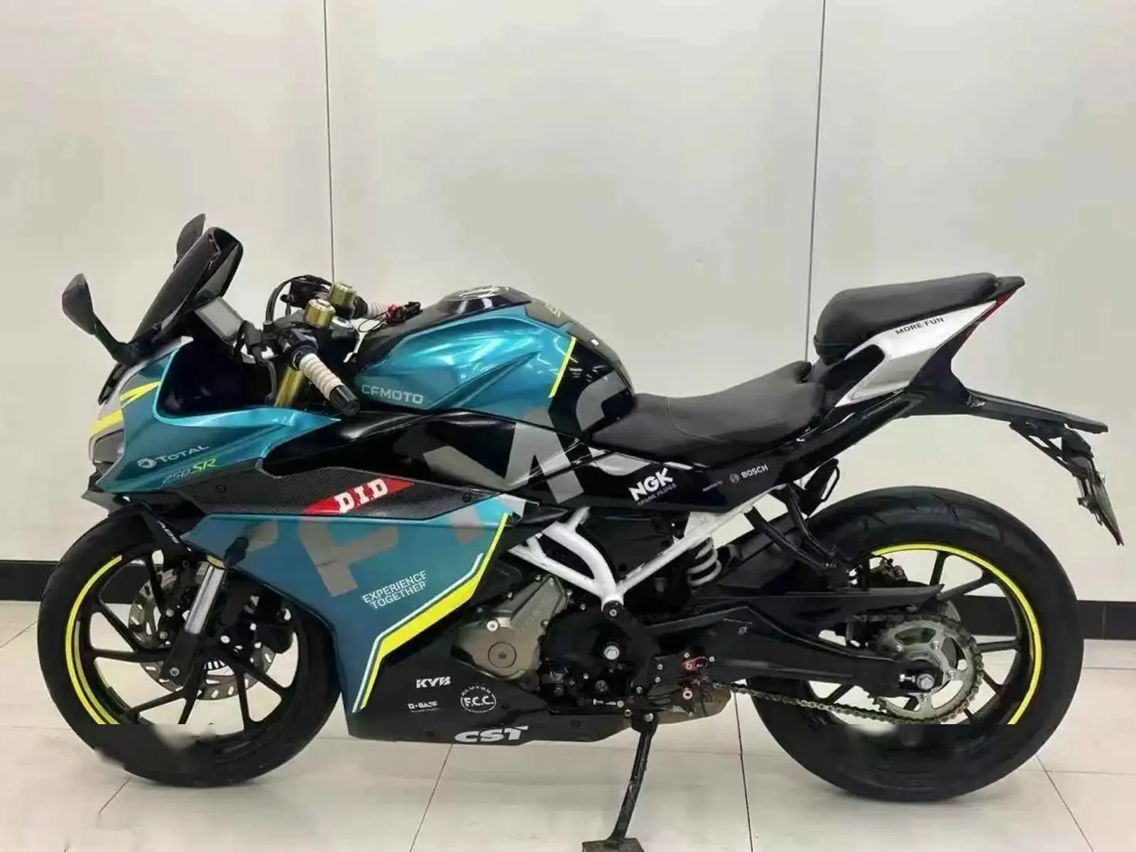 Мотоцикл CFmoto SR250 на заказ — фото 2