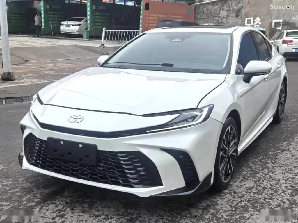 Toyota Camry, 2025