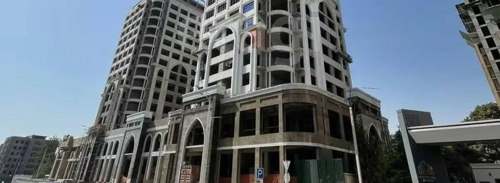 3-комн. квартира, 13 этаж, 91 м², Сомони — фото 2