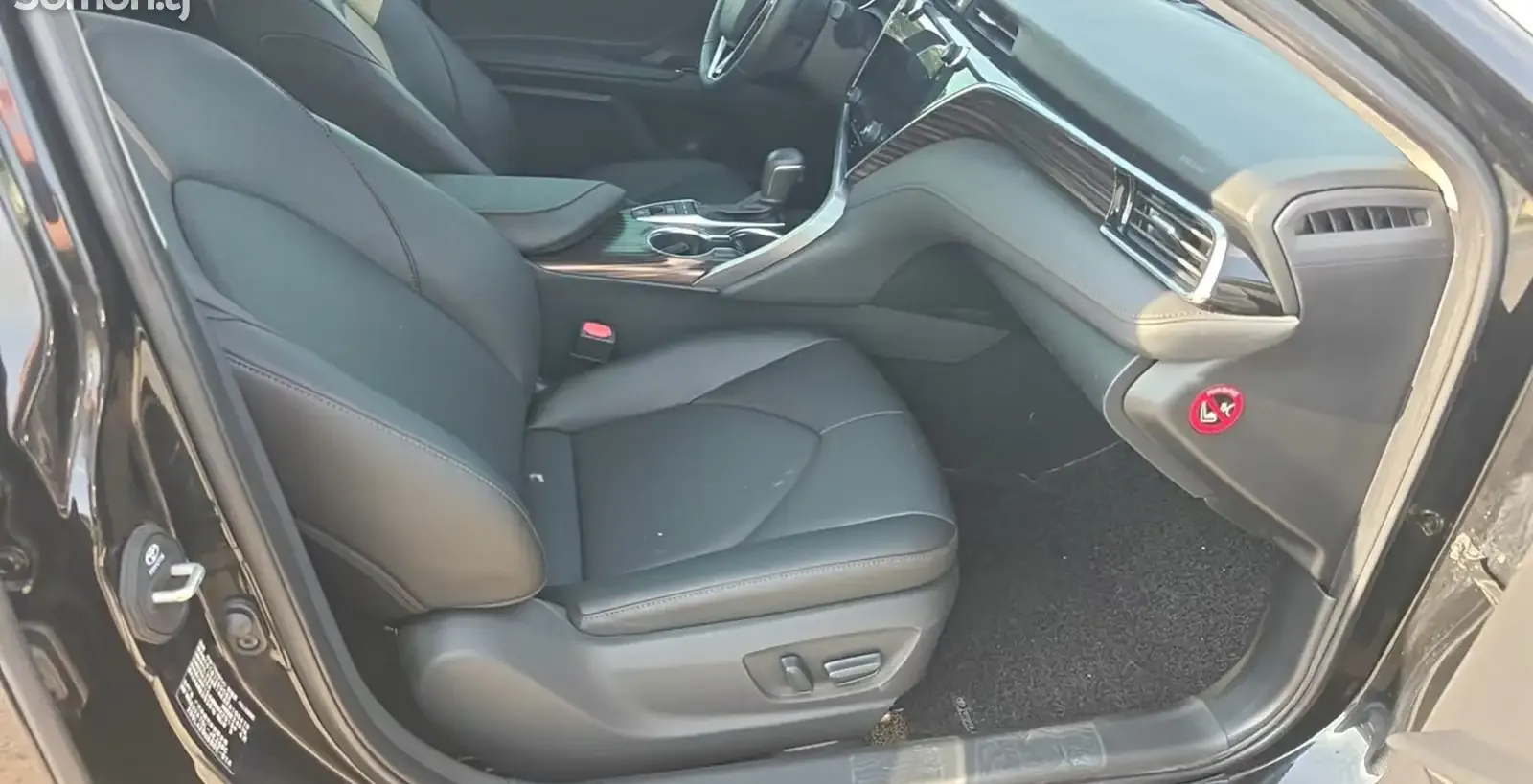 TOYOTA CAMRY 6, 2019