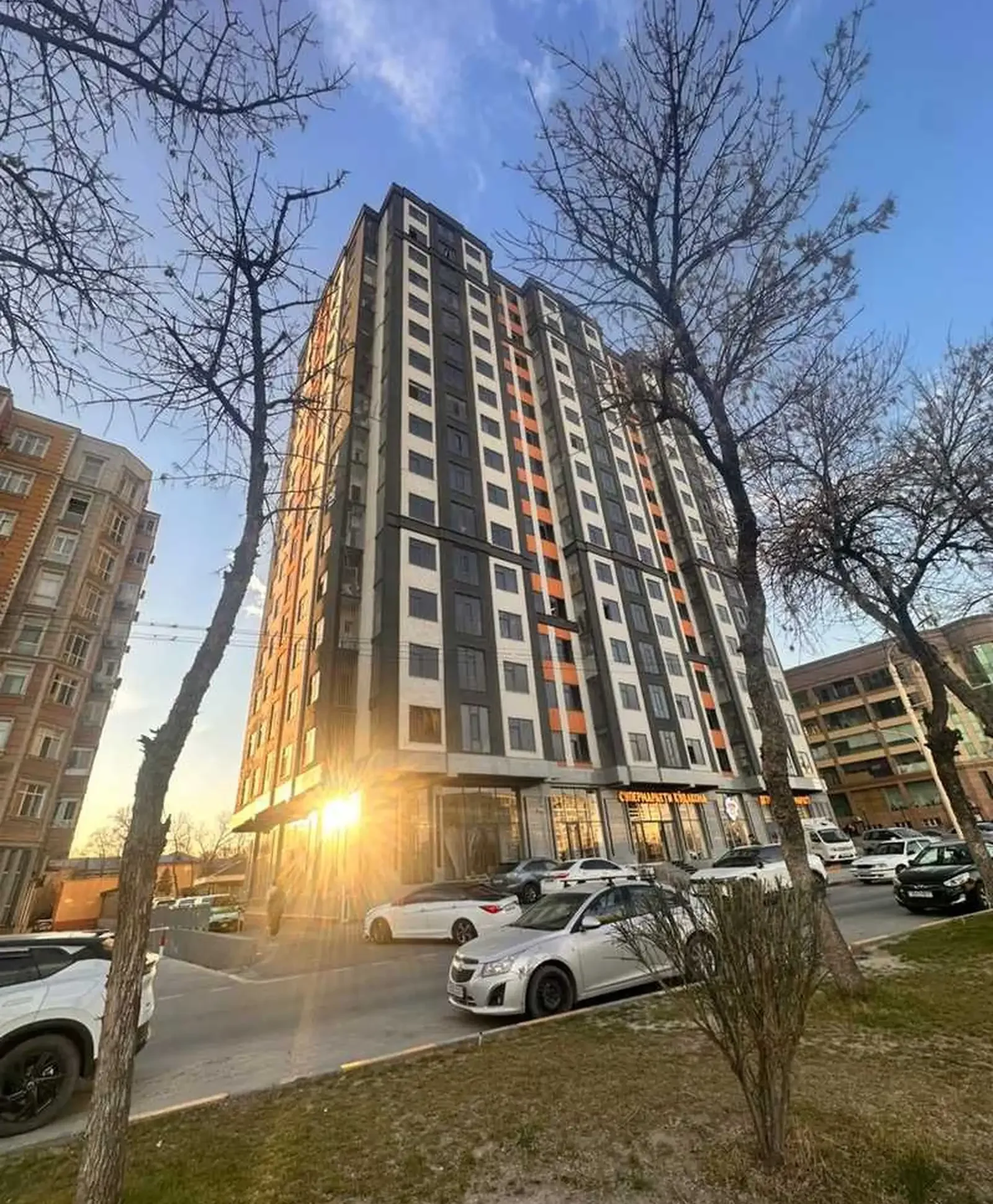 3-комн. квартира, 10 этаж, 80м², Сино 112мкр