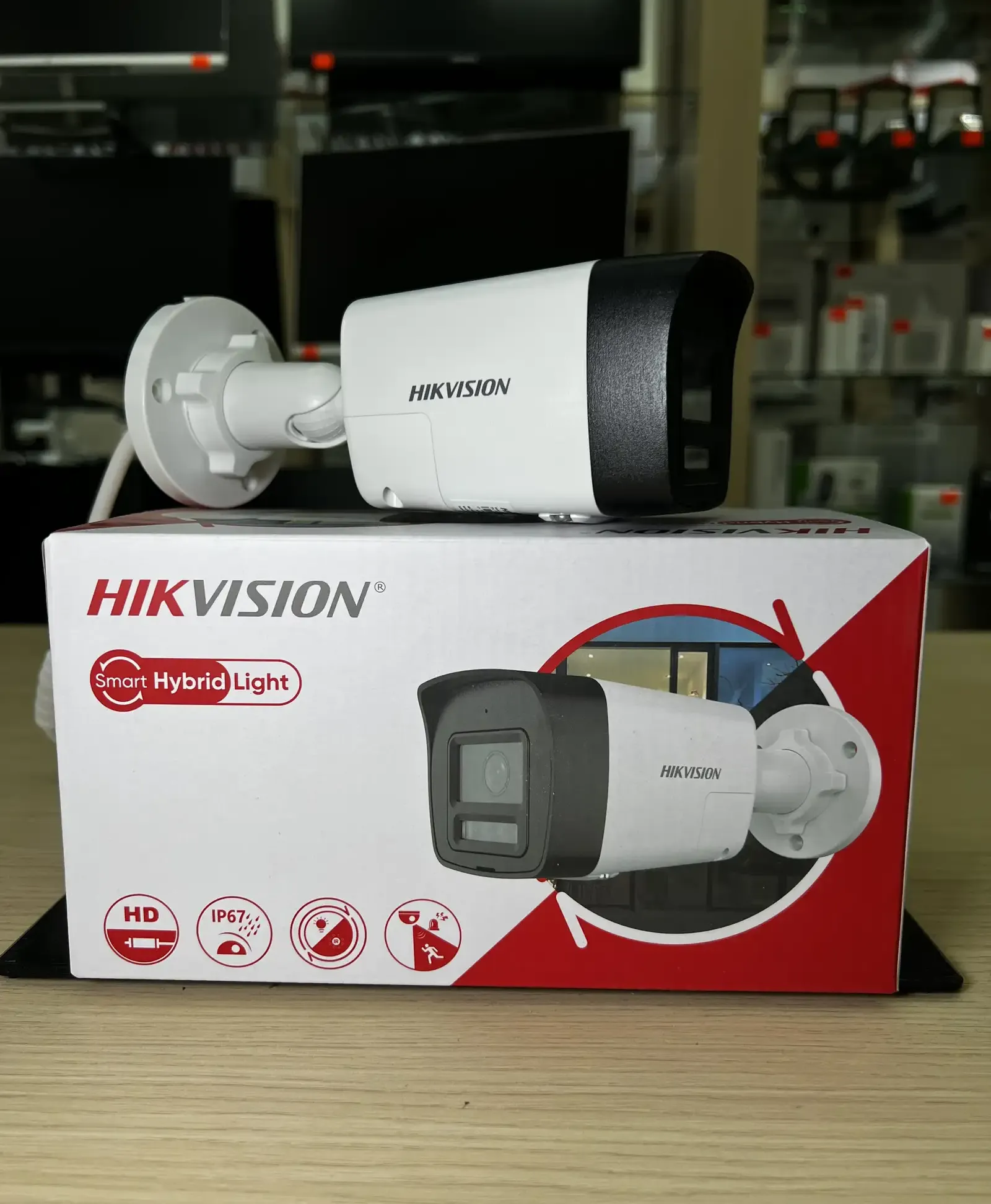 Камера наружная IP Hikivision DS-2CD1023G2-LIUF/SL2.8mmO-STD