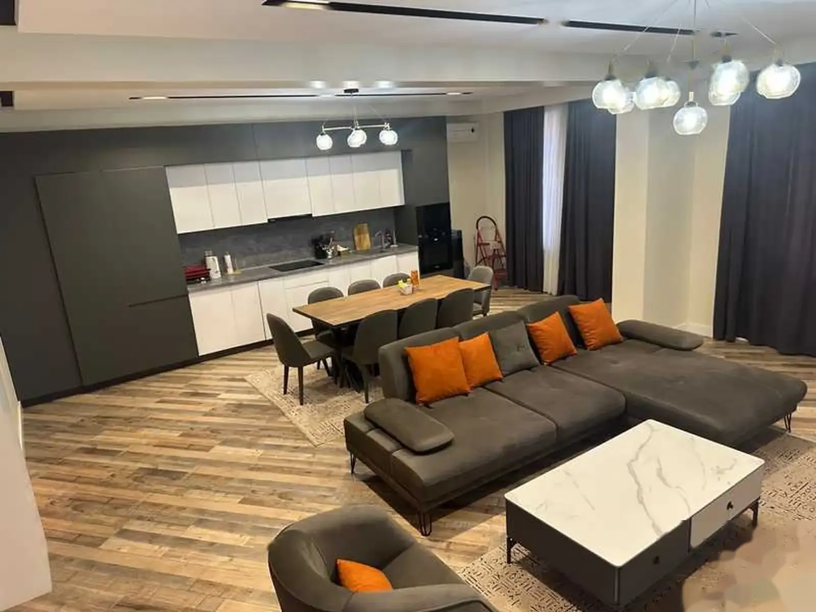 2-комн. квартира, 5 этаж, 107м², И. Сомони — фото 3
