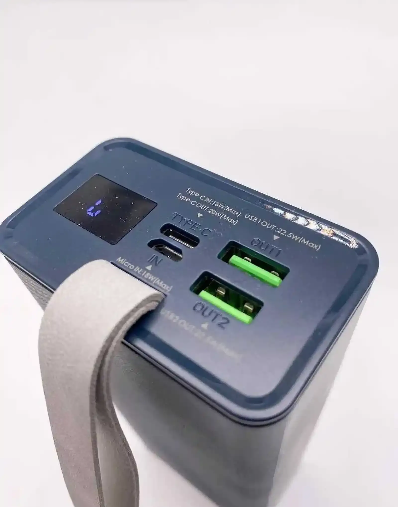 Внешний аккумулятор Power Bank Remax RPP-320 30000mAh