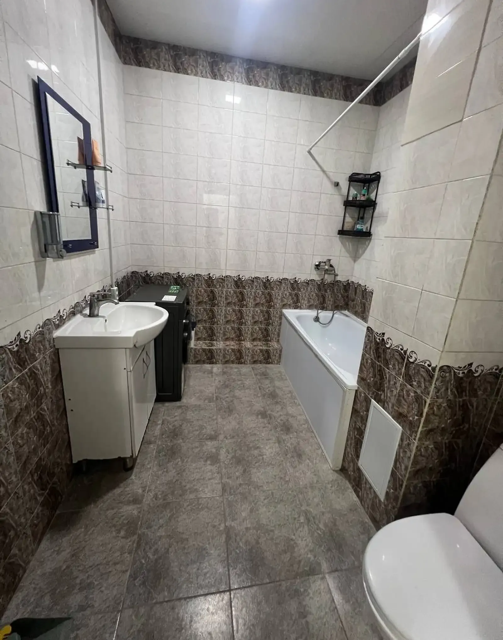 2-комн. квартира, 11 этаж, 56 м², И Сомони — фото 10