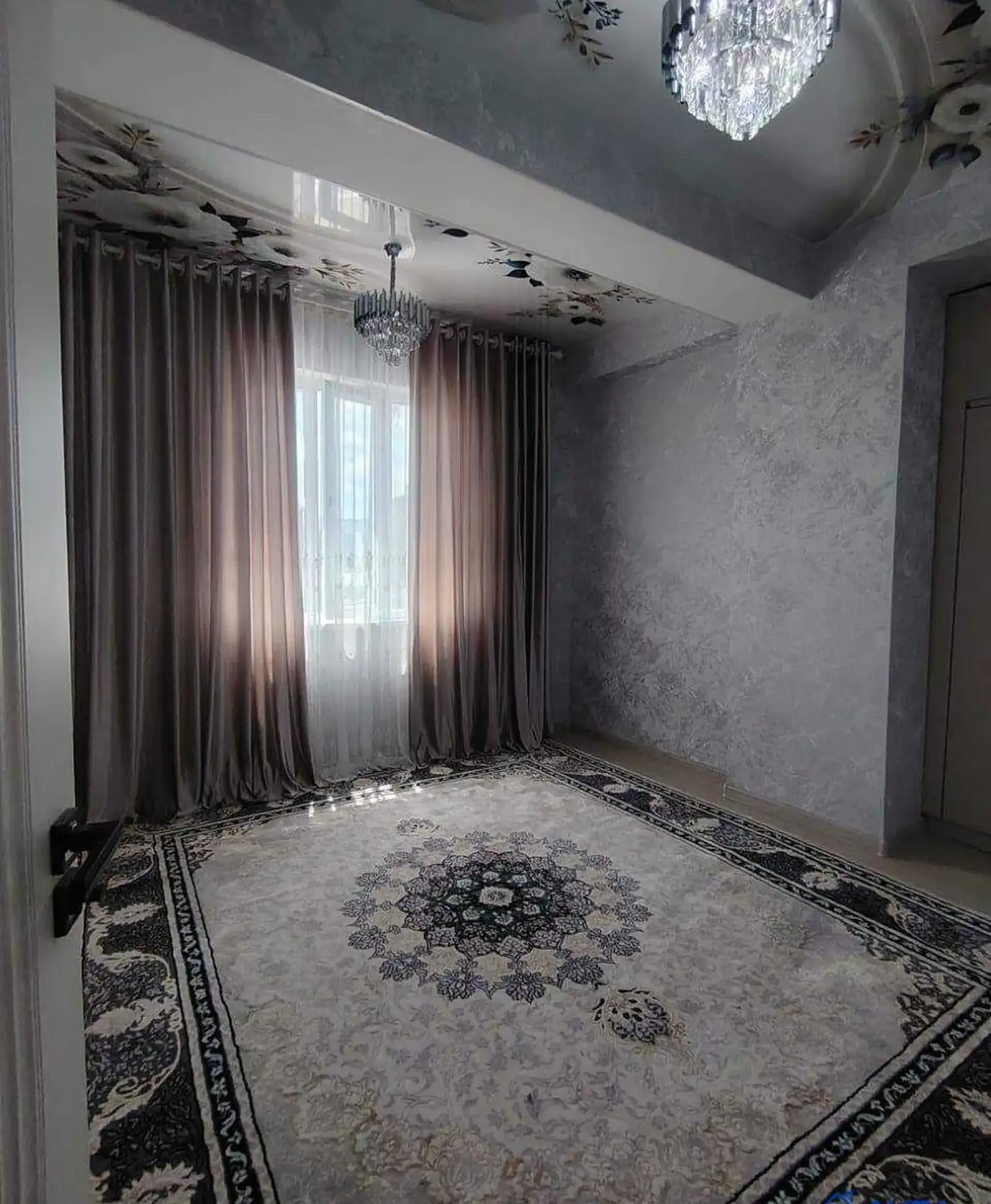 3-комн. квартира, 5 этаж, 73 м², Поворот Лененский (Конечка 41 маршутки)