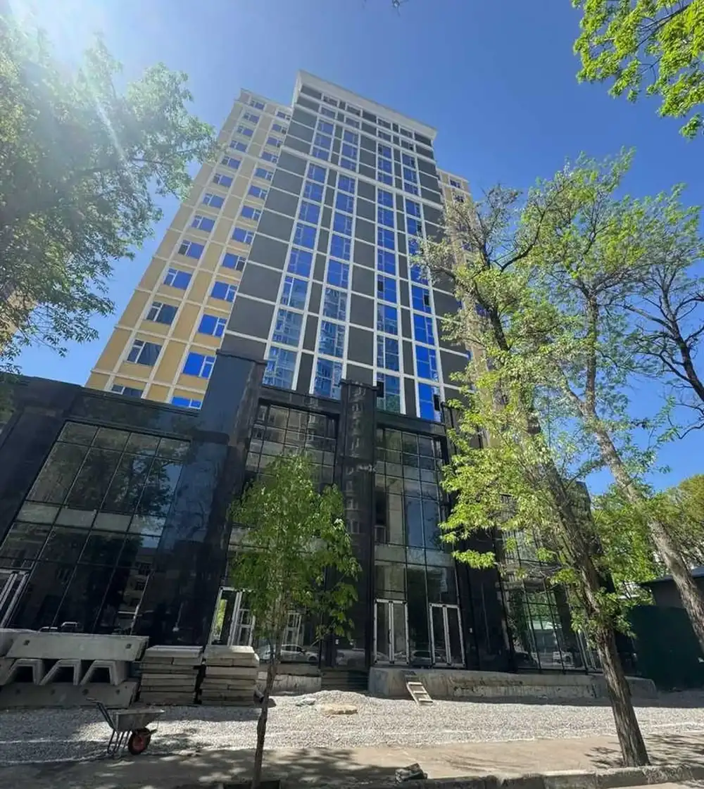 3-комн. квартира, 13 этаж, 130 м², И. Сомони — фото 11