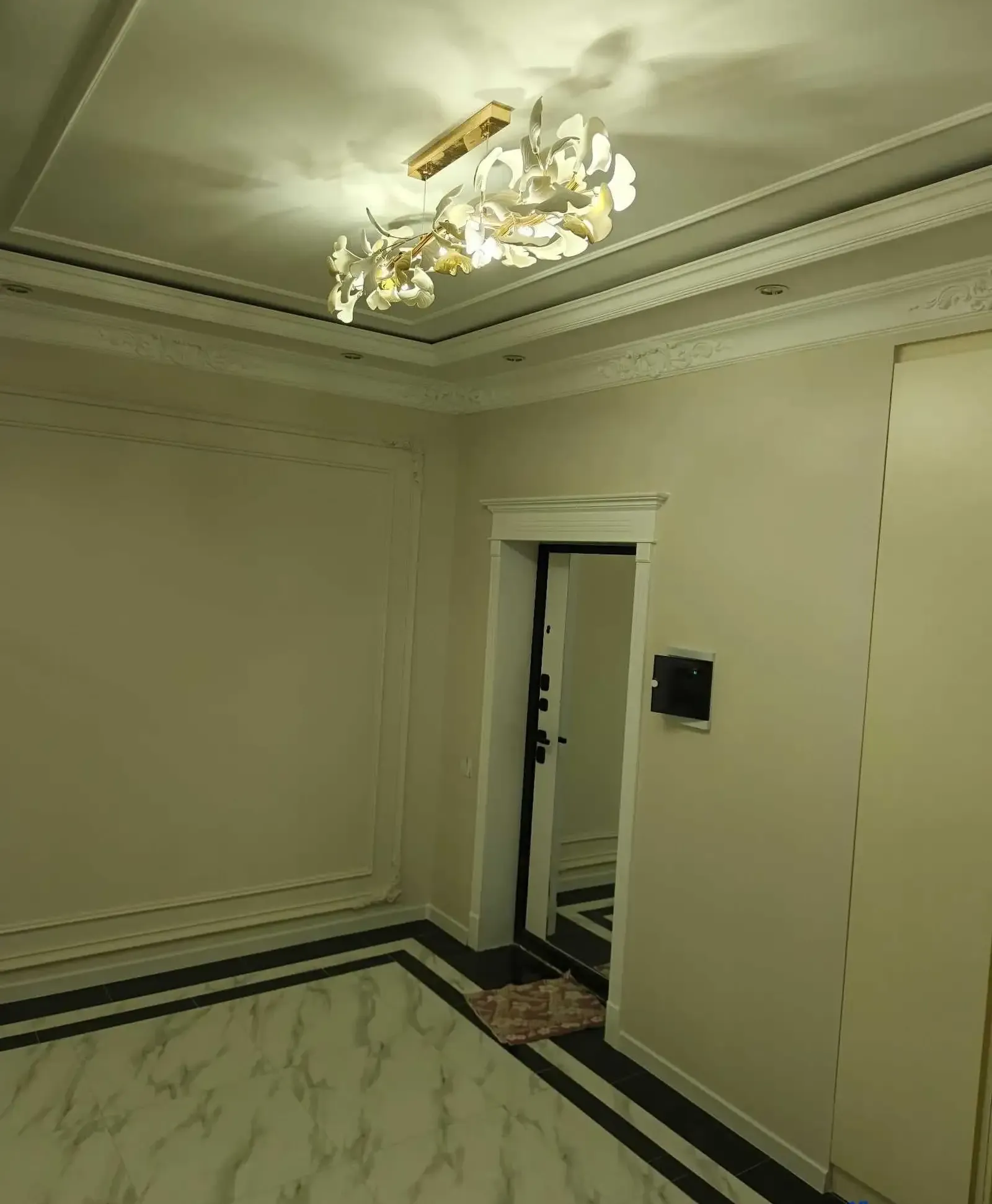 4-комн. квартира, 3 этаж, 136 м², Сино 82 мкр — фото 3