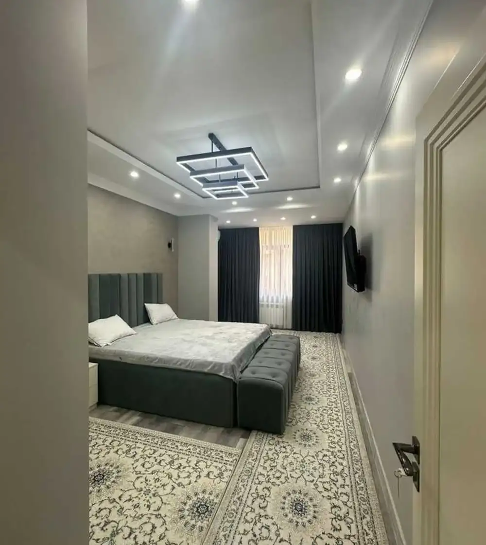 2-комн. квартира, 13 этаж, 85м², Дом Печати — фото 2