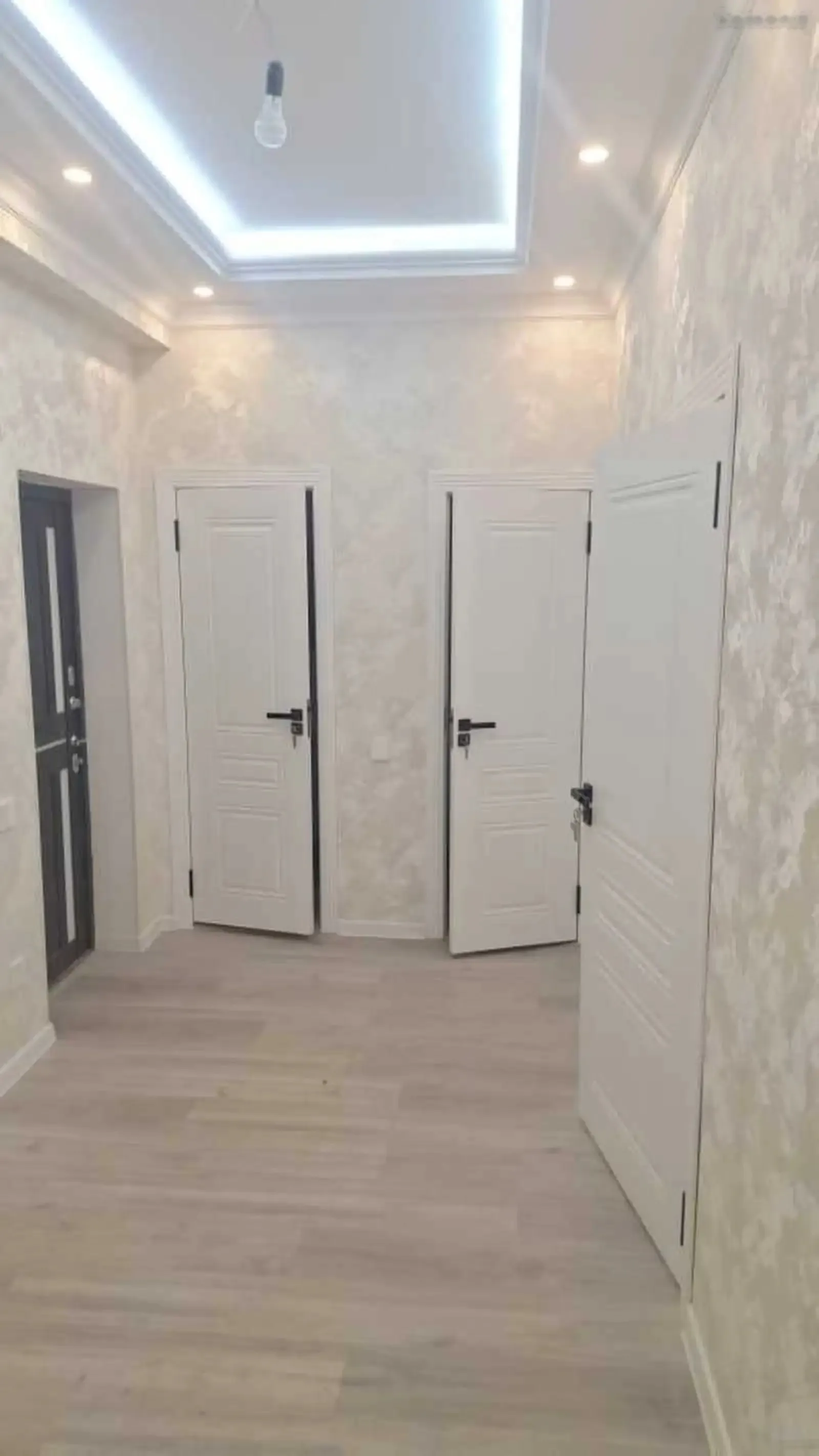 3-комн. квартира, 12 этаж, 81м², Молодёжный театр — фото 8