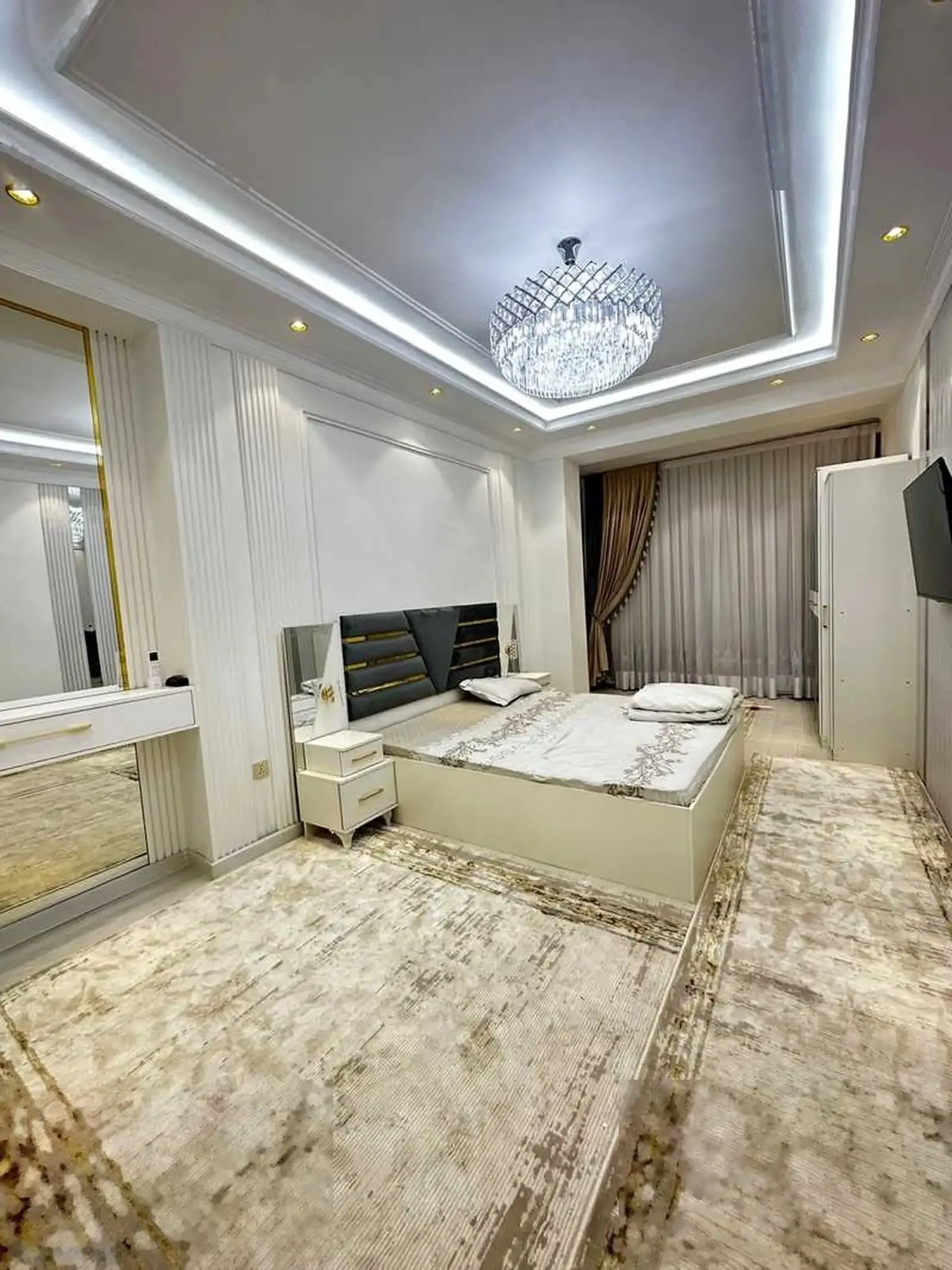 3-комн. квартира, 3 этаж, 120м², Исмоили Сомони — фото 2